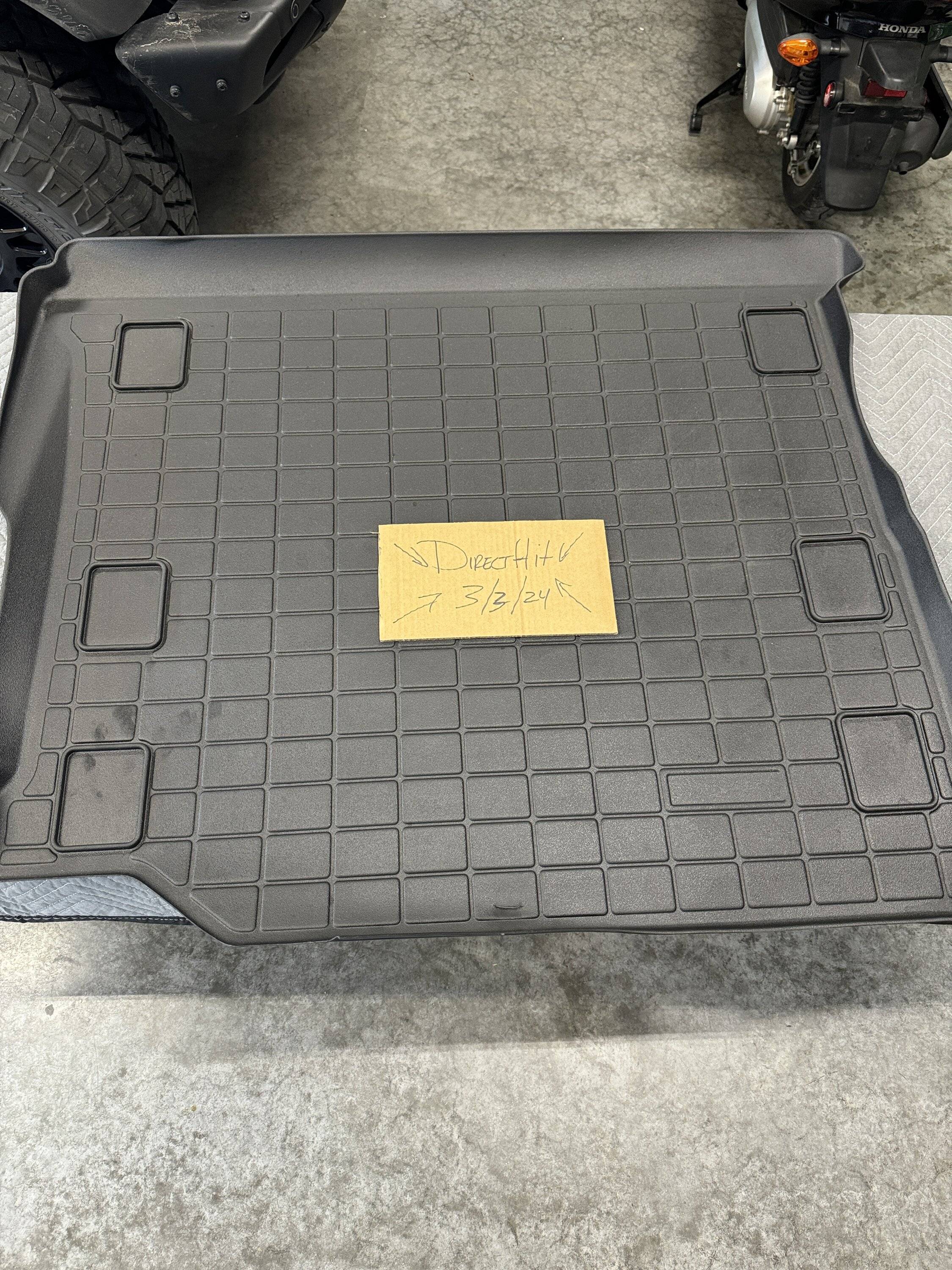 Jeep Wrangler JL Weathertech rear cargo liner IMG_1302