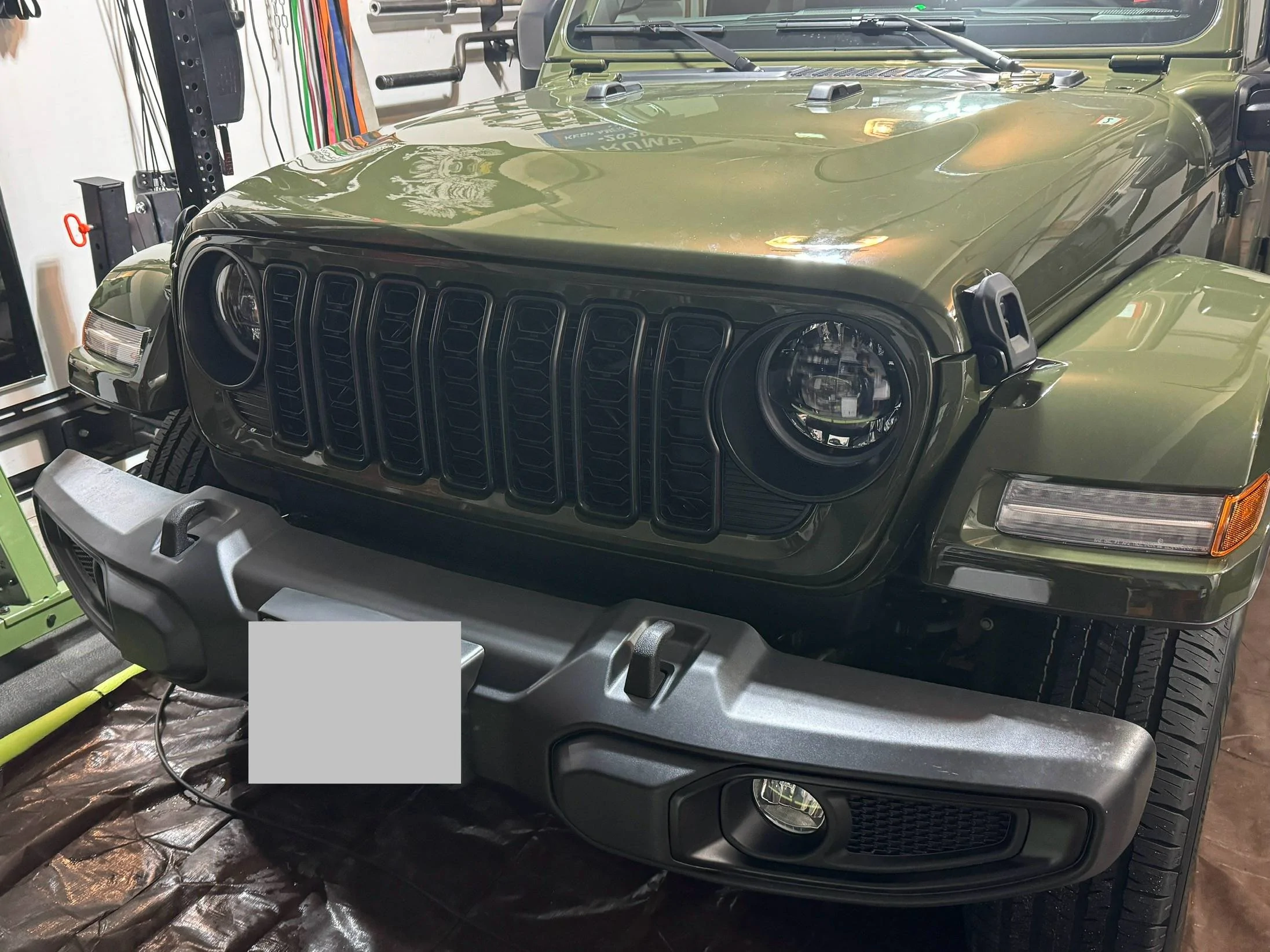 Jeep Wrangler JL Dismantling / Replacing 2024 Grill -- How-To IMG_0255