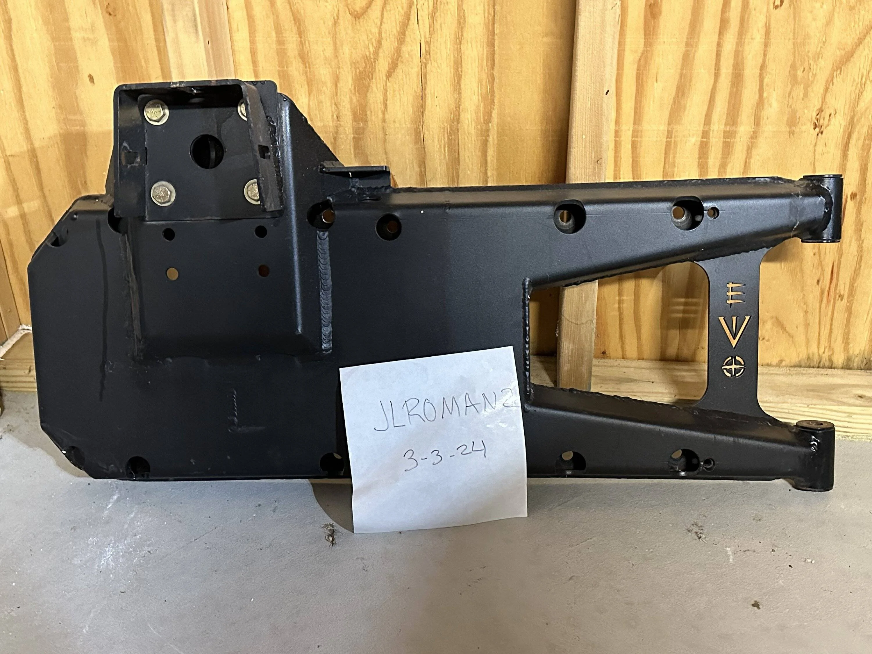 Jeep Wrangler JL EVO Manufacturing HD Hinge Tire Carrier IMG_1240