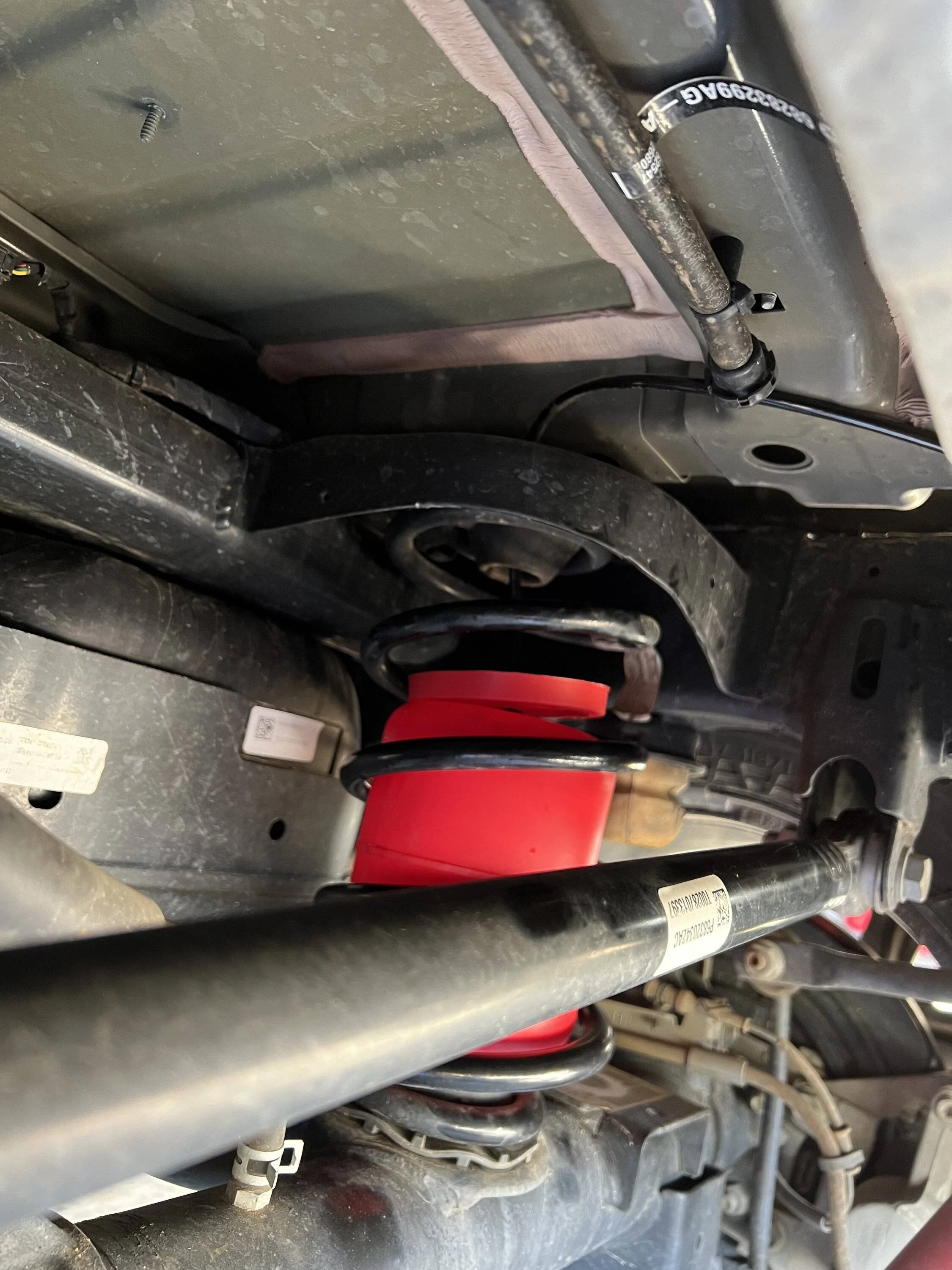 Jeep Wrangler JL Air Lift 1000 Install - Quick and Easy IMG_6472