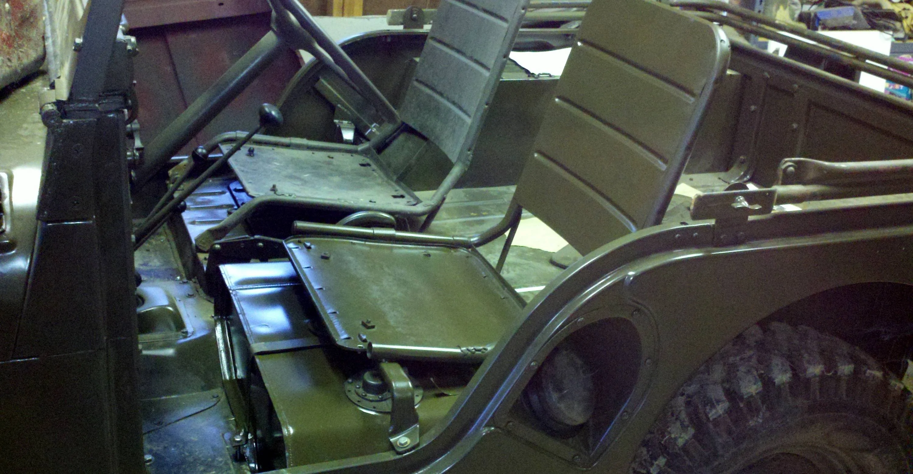 Jeep Wrangler JL Tank under driver's seat? tank-installed