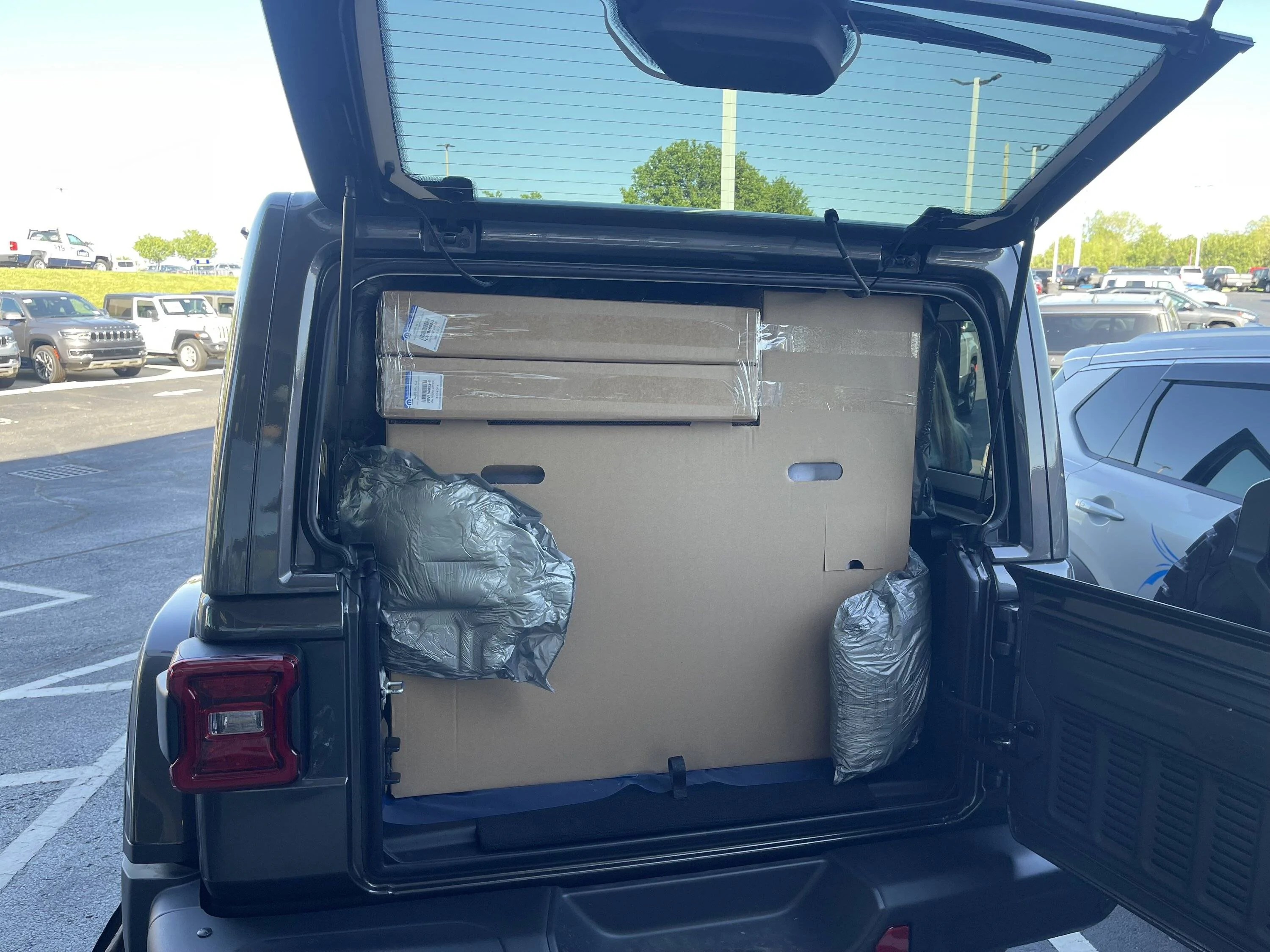 Jeep Wrangler JL Dual Door Groups - what are the differences? Half Doors In Back