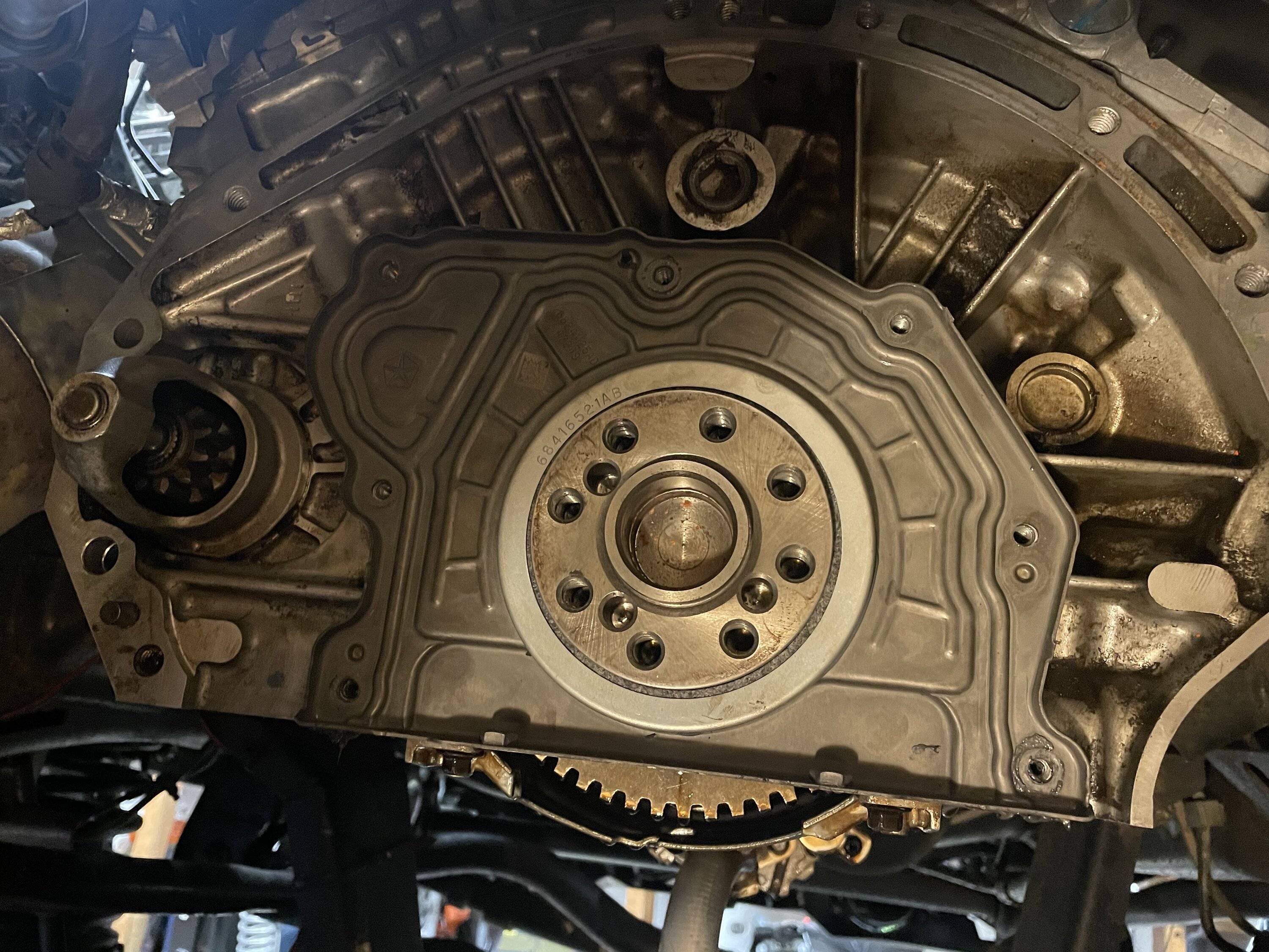 Jeep Wrangler JL Rear Main Seal Replacement IMG_0243