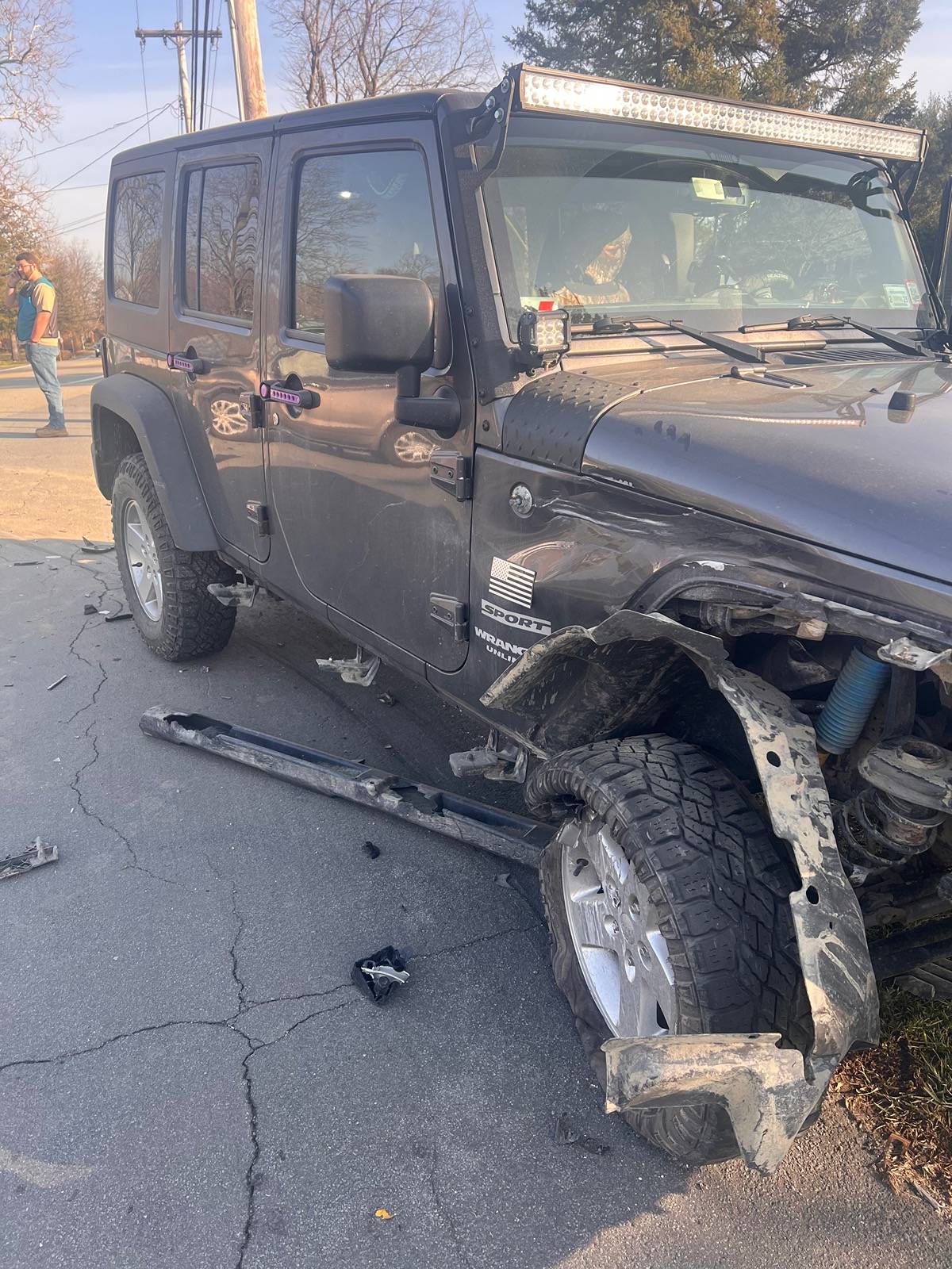Jeep Wrangler JL Totaled or no? IMG_4070