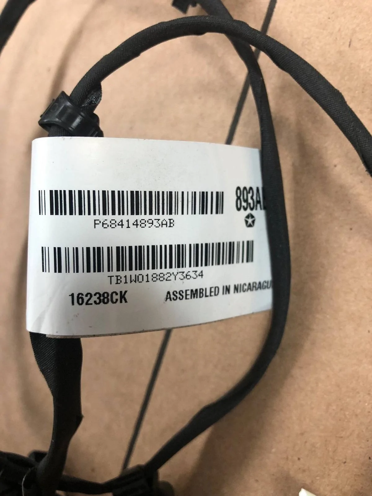 Jeep Wrangler JL Plate Light Harness IMG_0885