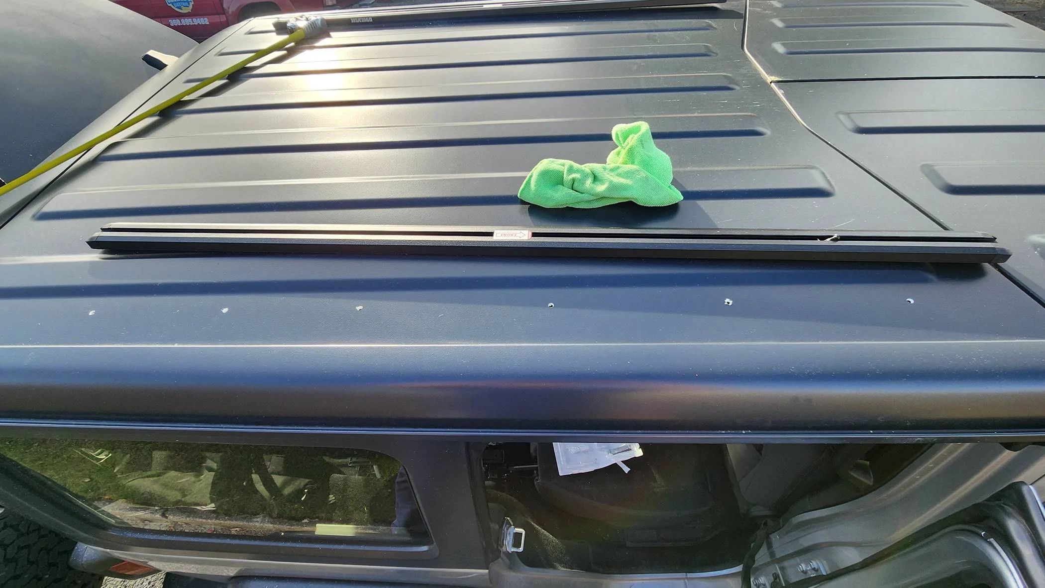 Jeep Wrangler JL Rhino Rack vs. Maximus-3 ribcag