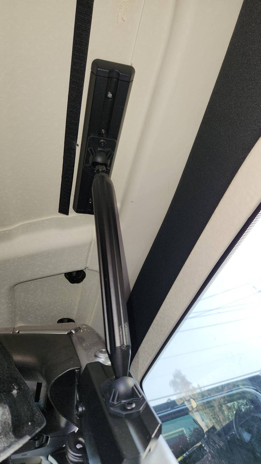 Jeep Wrangler JL Rhino Rack vs. Maximus-3 1000011005