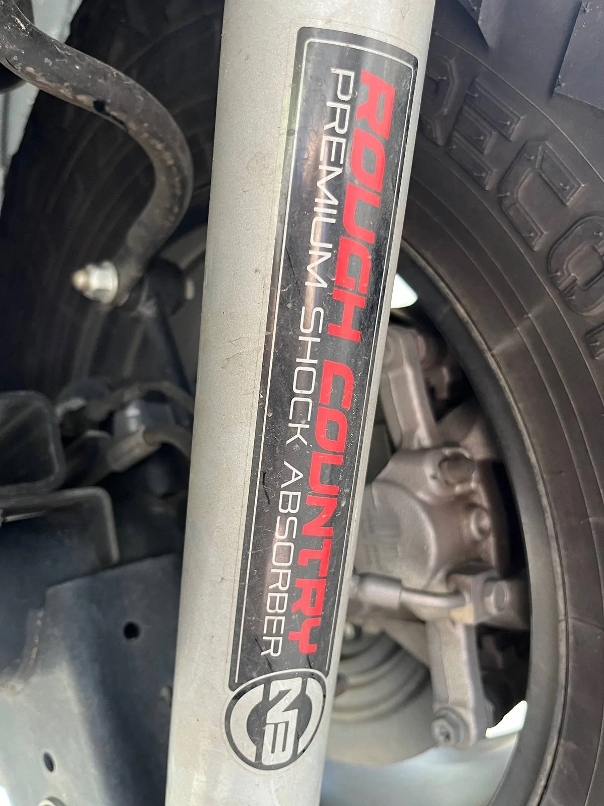 Jeep Wrangler JL Shock off the bracket - help with info IMG_1393