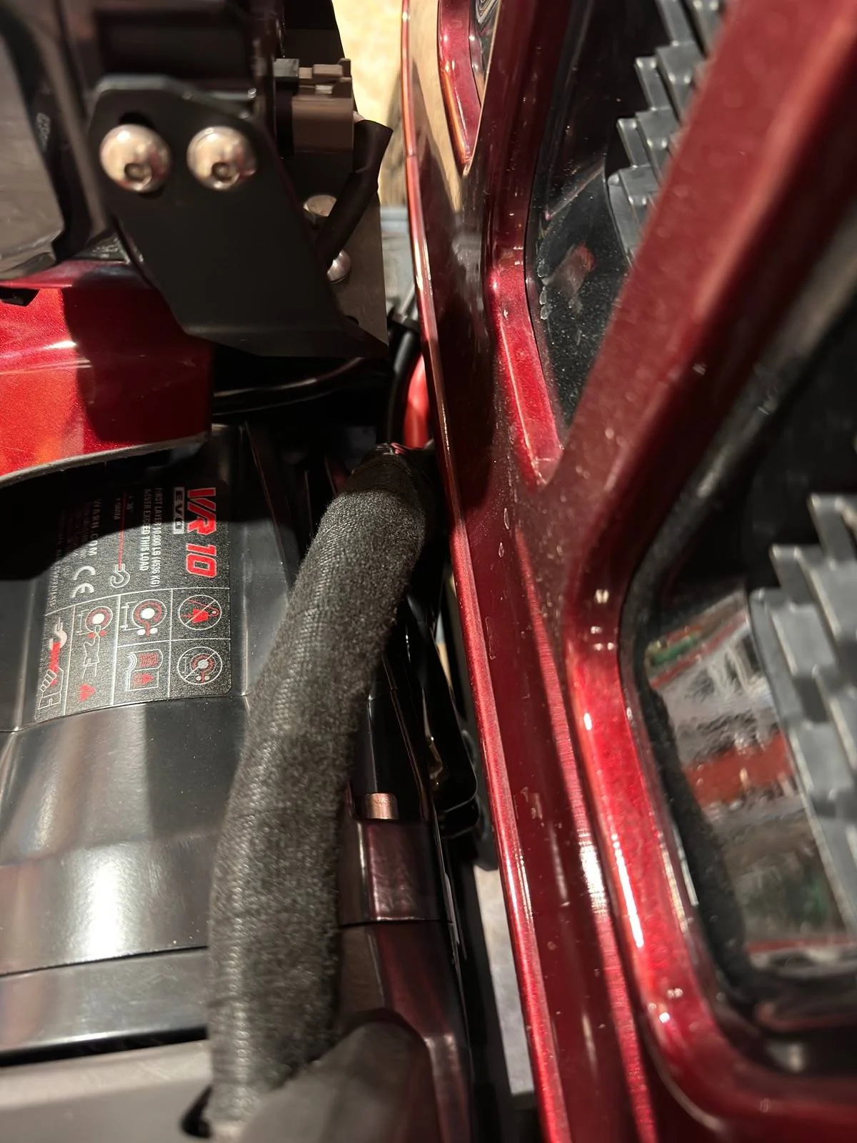 Jeep Wrangler JL Warn VR EVO wire relocation IMG_6124