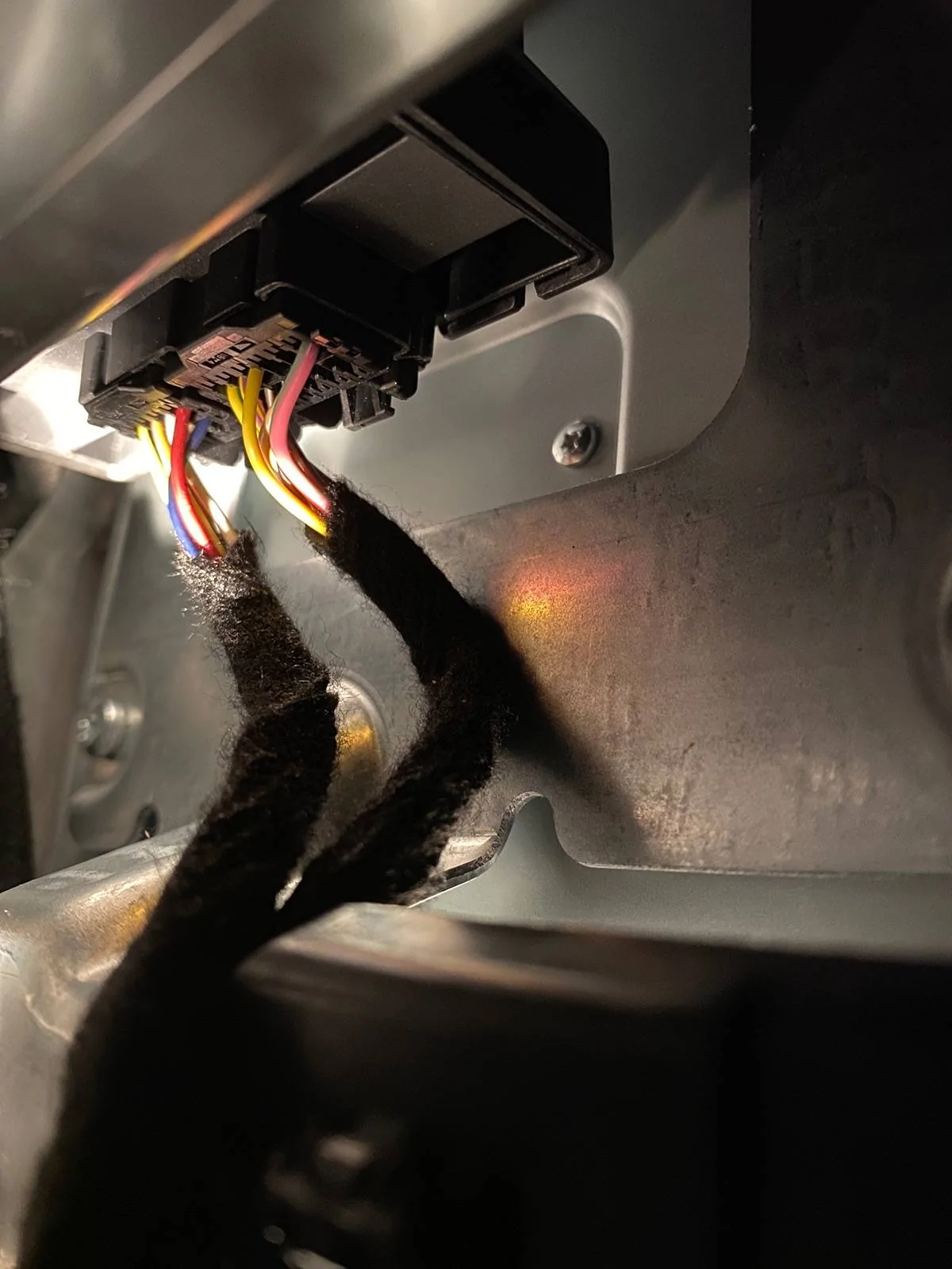 Jeep Wrangler JL No security module in 2024 Wranglers? IMG_6968