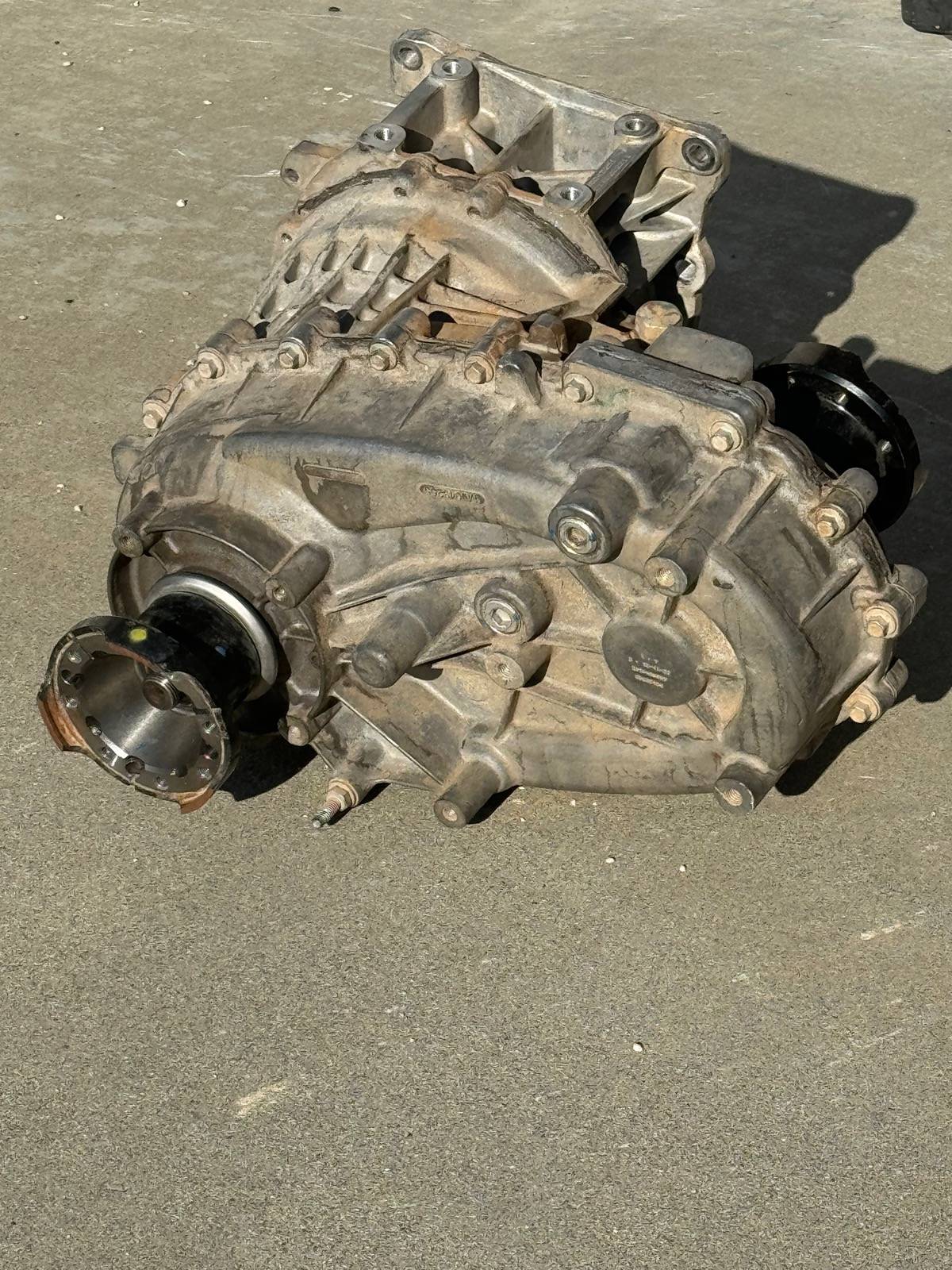 Jeep Wrangler JL Please help identify this transfer case IMG_1314