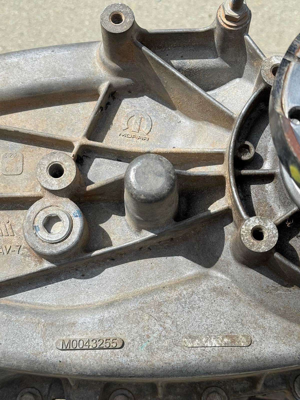 Jeep Wrangler JL Please help identify this transfer case IMG_1303