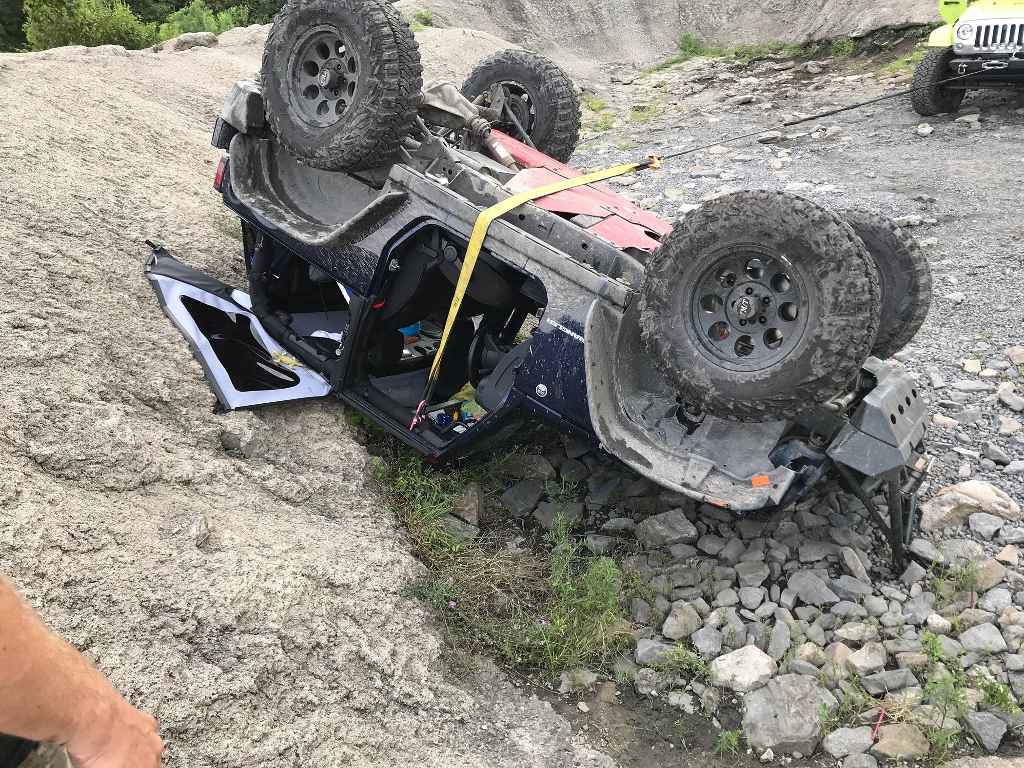 Jeep Wrangler JL Totaled or no? IMG_3554