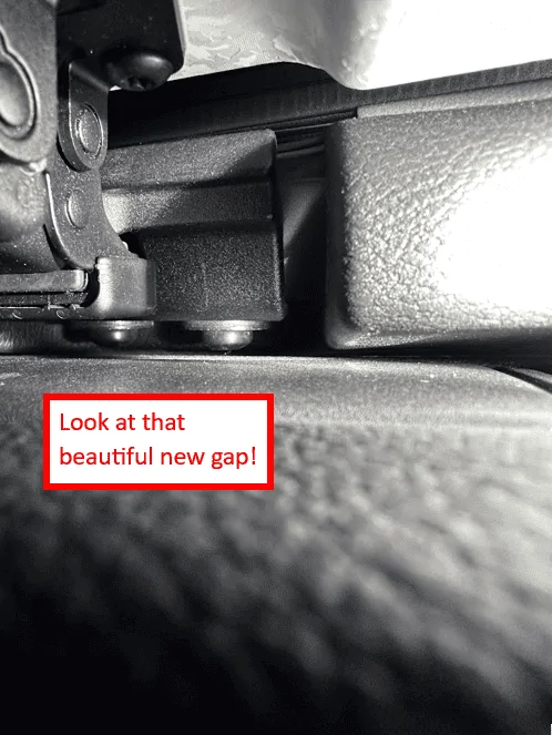 Jeep Wrangler JL FIXED - Sun Visor Rattle/Vibration Noise (Solution) 1710867142125-mu