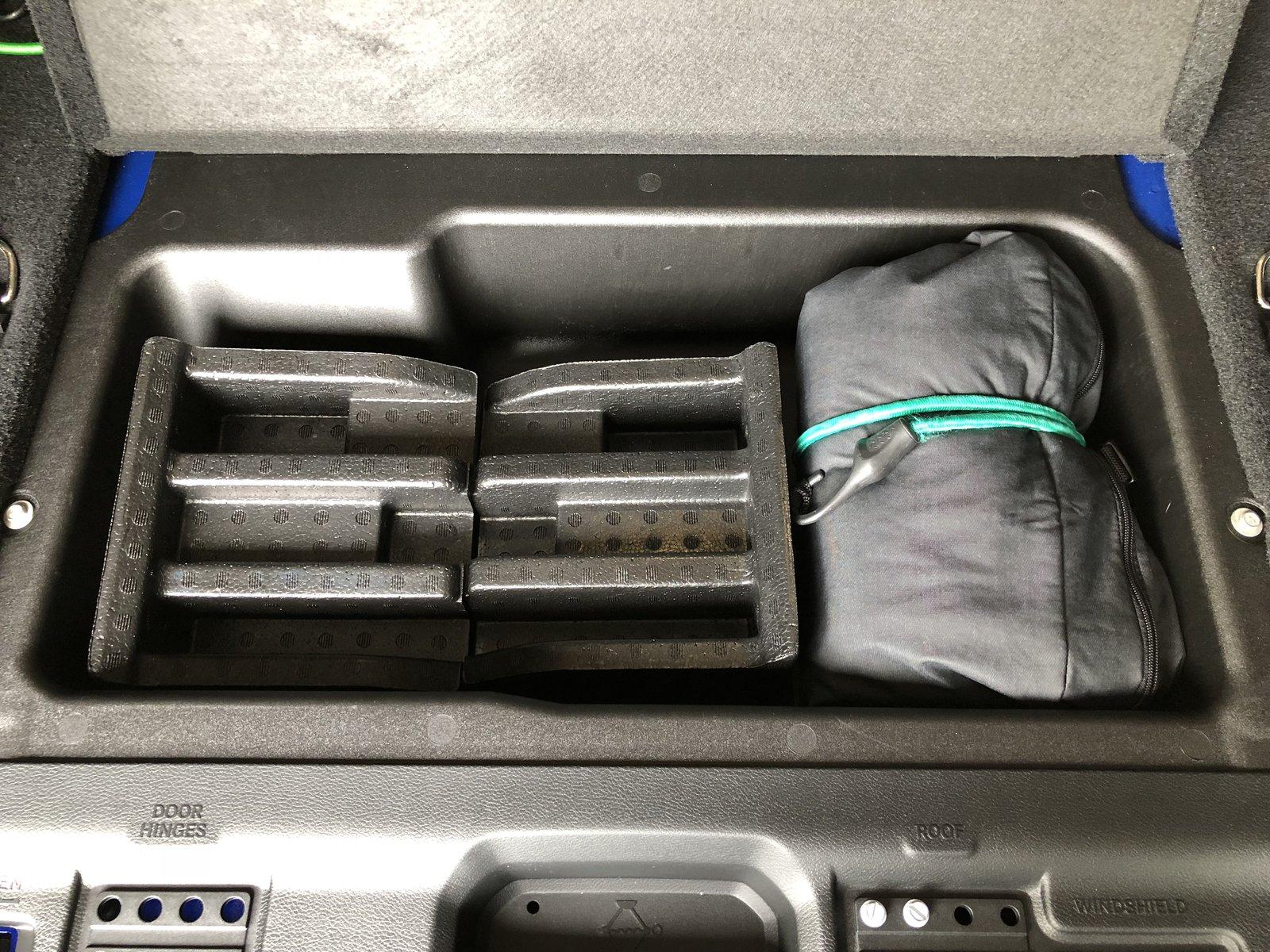Jeep Wrangler JL Freedom Top Storage Bag Storage IMG_1280