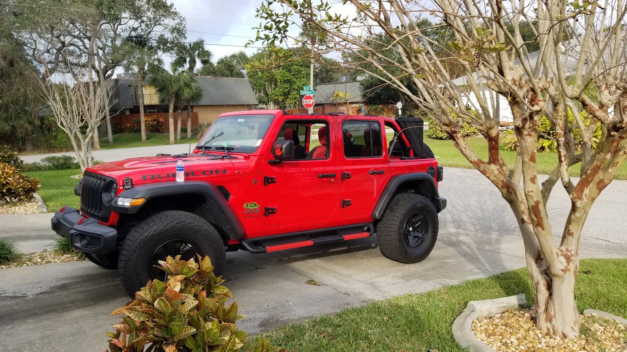 Jeep Wrangler JL Poll: Bubbles in Paint?? 20221210_151313