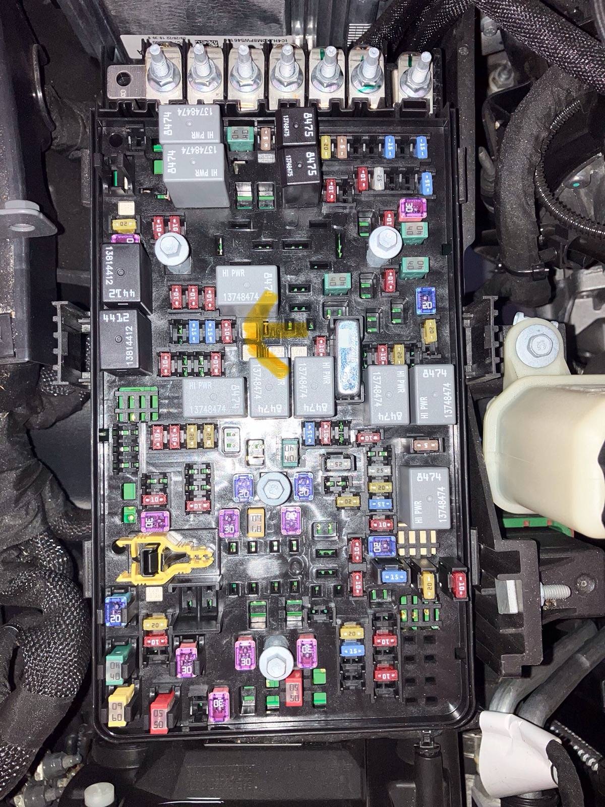 Jeep Wrangler JL Aux Battery By-Pass IMG_2011