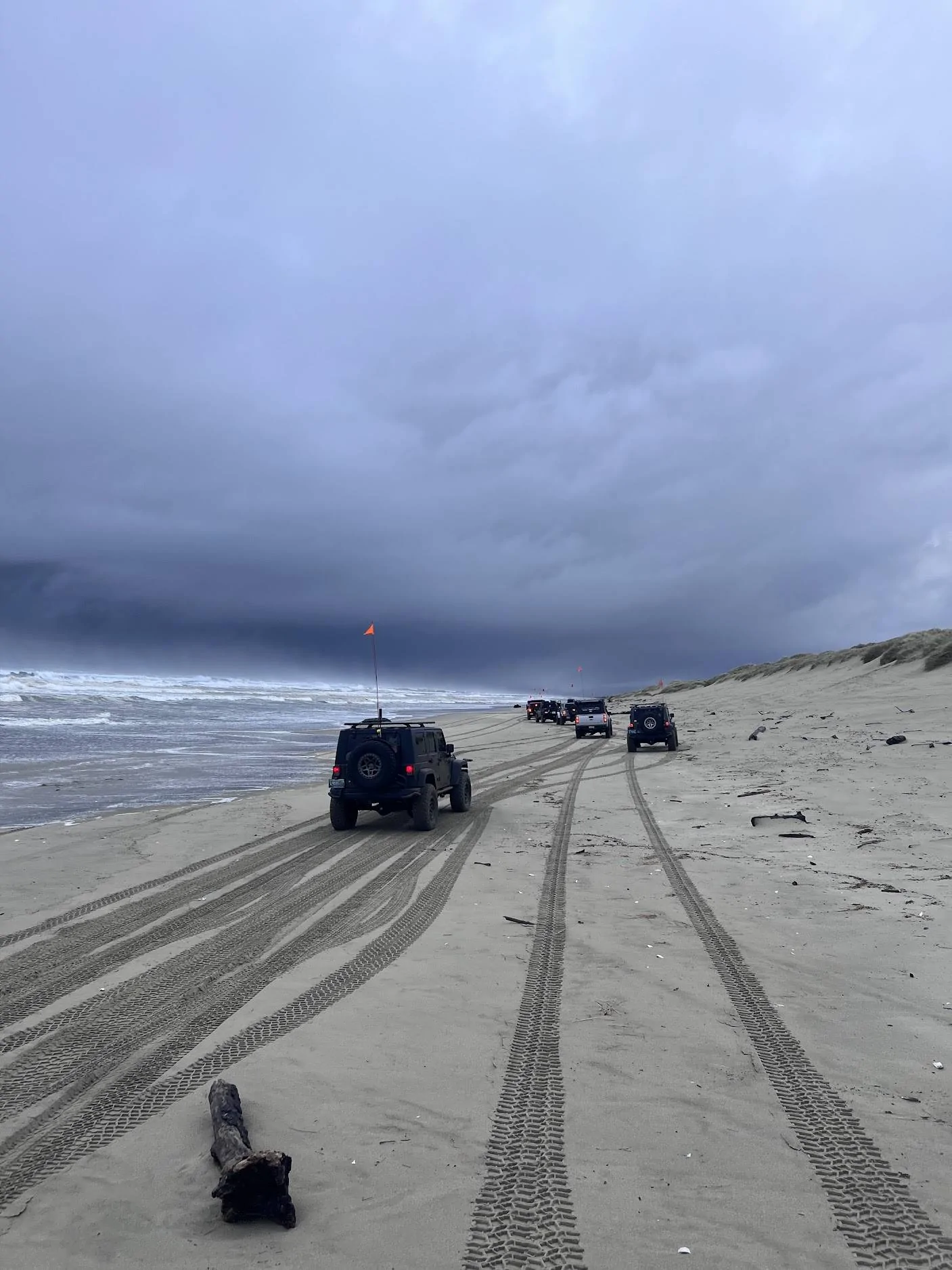 Jeep Wrangler JL Beach is good! Post your backup camera beach pics ENGZNWAs6eXViCbmfpA=w1407-h1875-s-no-gm?authuser=0