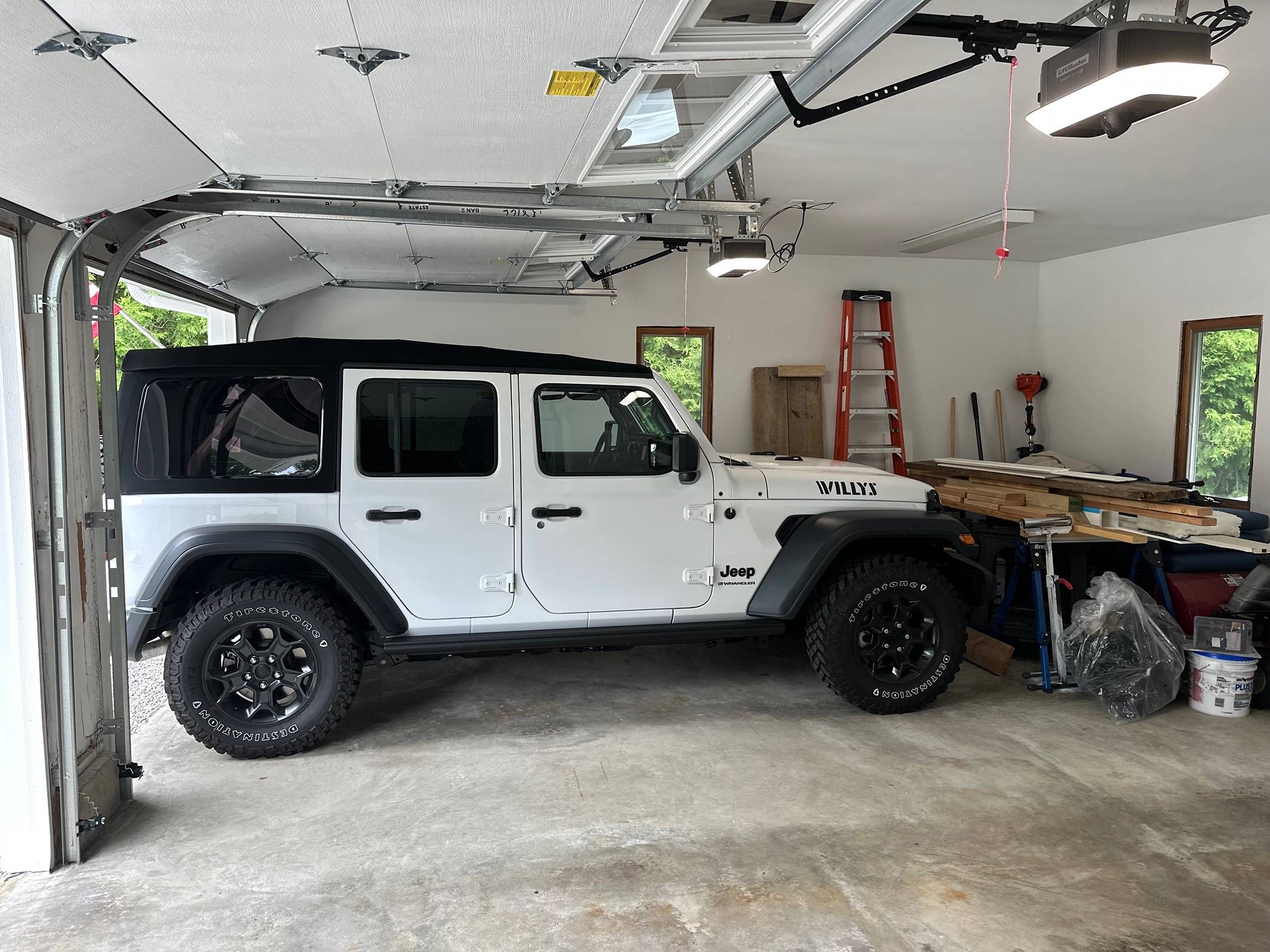 Jeep Wrangler JL Rubicon Spring to Willys Help 70863876688__9B5DD4B9-7353-4B4F-B07E-D582B542C161