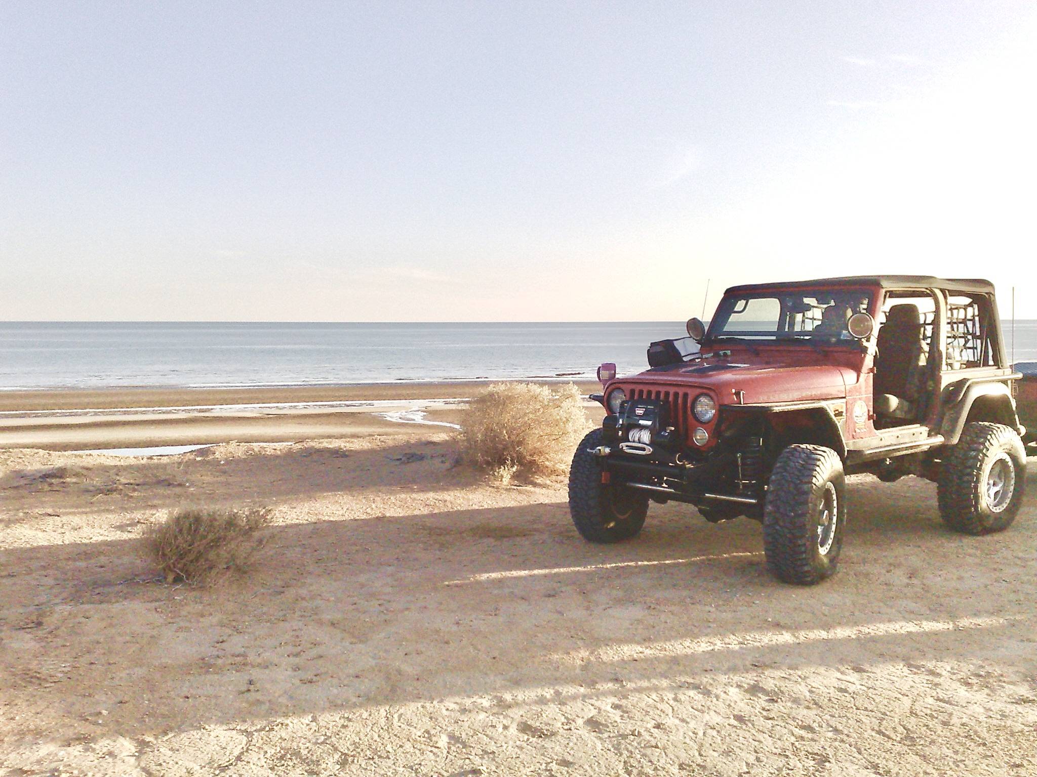 Jeep Wrangler JL Beach is good! Post your backup camera beach pics 18042008396