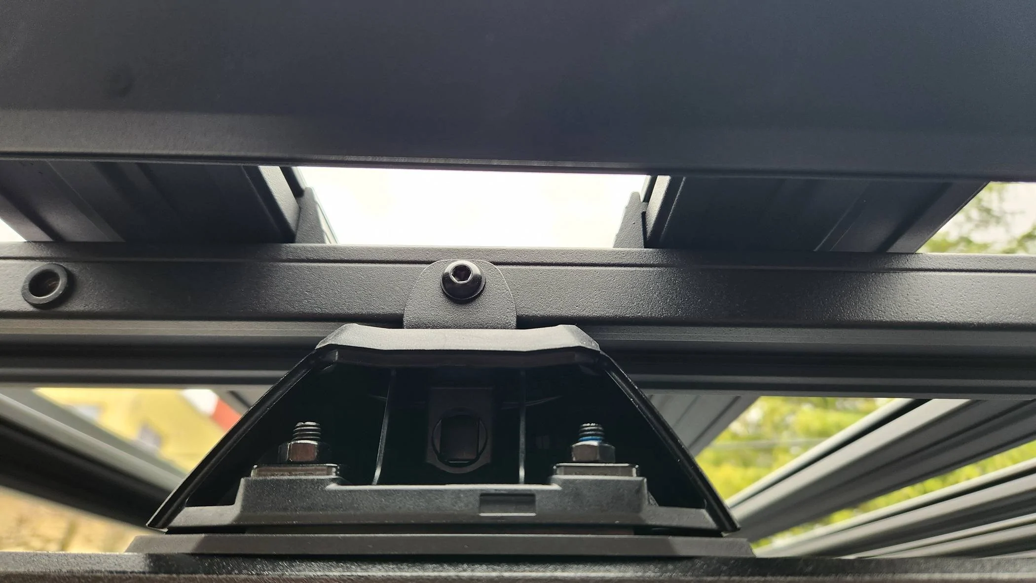 Jeep Wrangler JL Rhino Rack vs. Maximus-3 20240323_153713