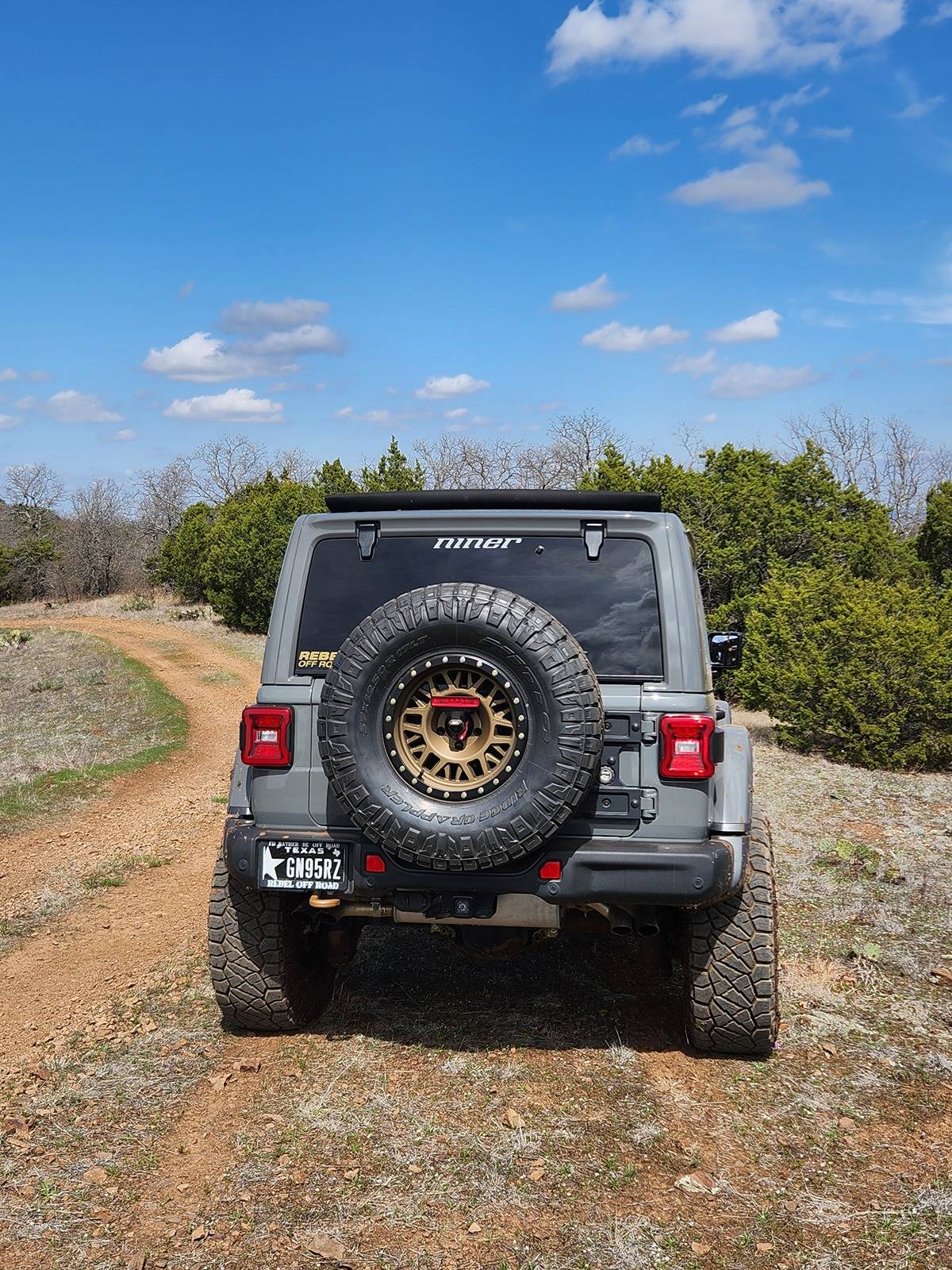 Jeep Wrangler JL Who's Rocking Back Window Stickers 20240312_135421