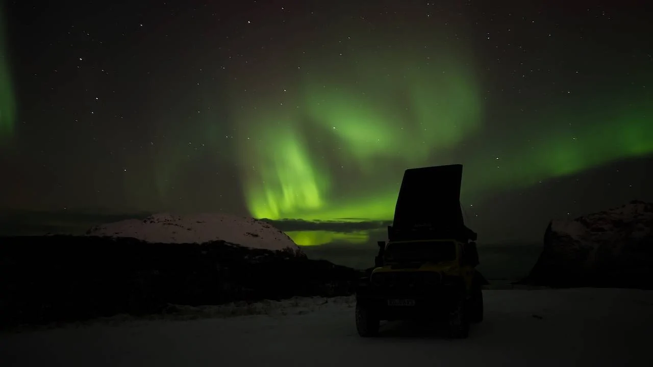 Jeep Wrangler JL Overnight Winter Camping in -15C (5F) 12