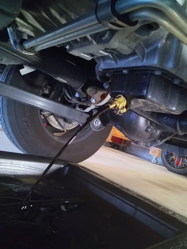 Jeep Wrangler JL Quick Opening Oil Drain Valve Fumoto
