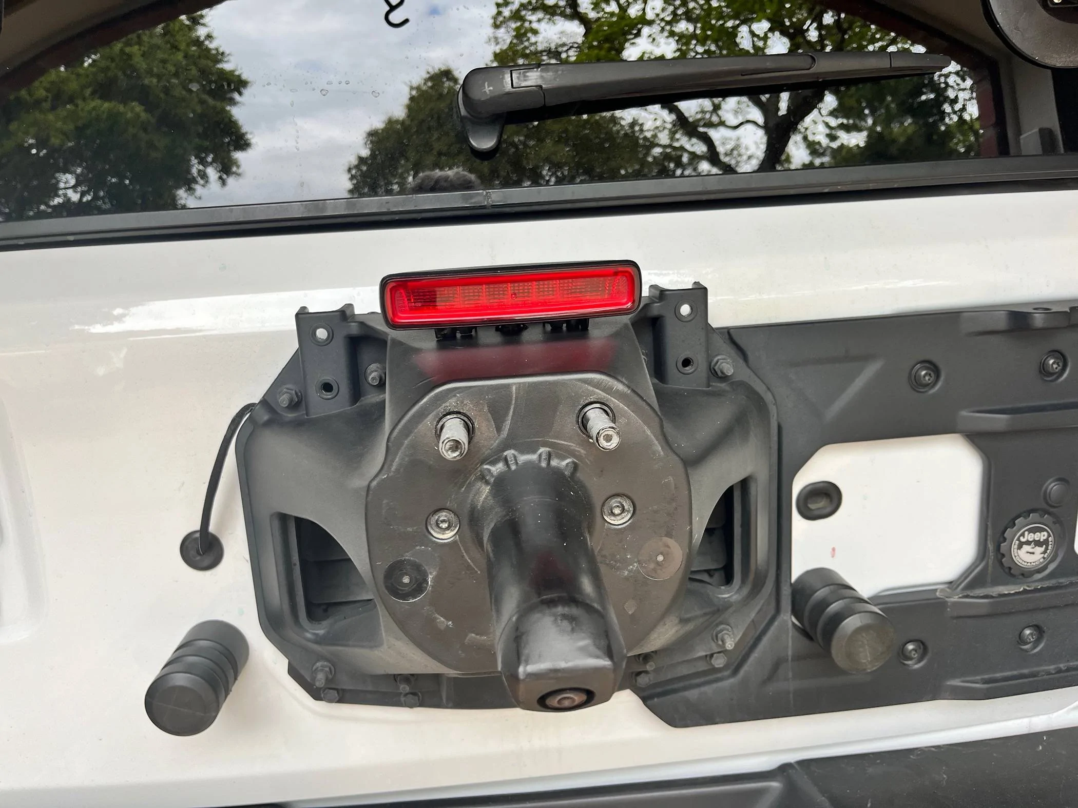 Jeep Wrangler JL 3rd Brake Light Relocated IMG_2100