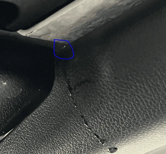 Jeep Wrangler JL Sahara leaking too right passenger side 1711654299605-v
