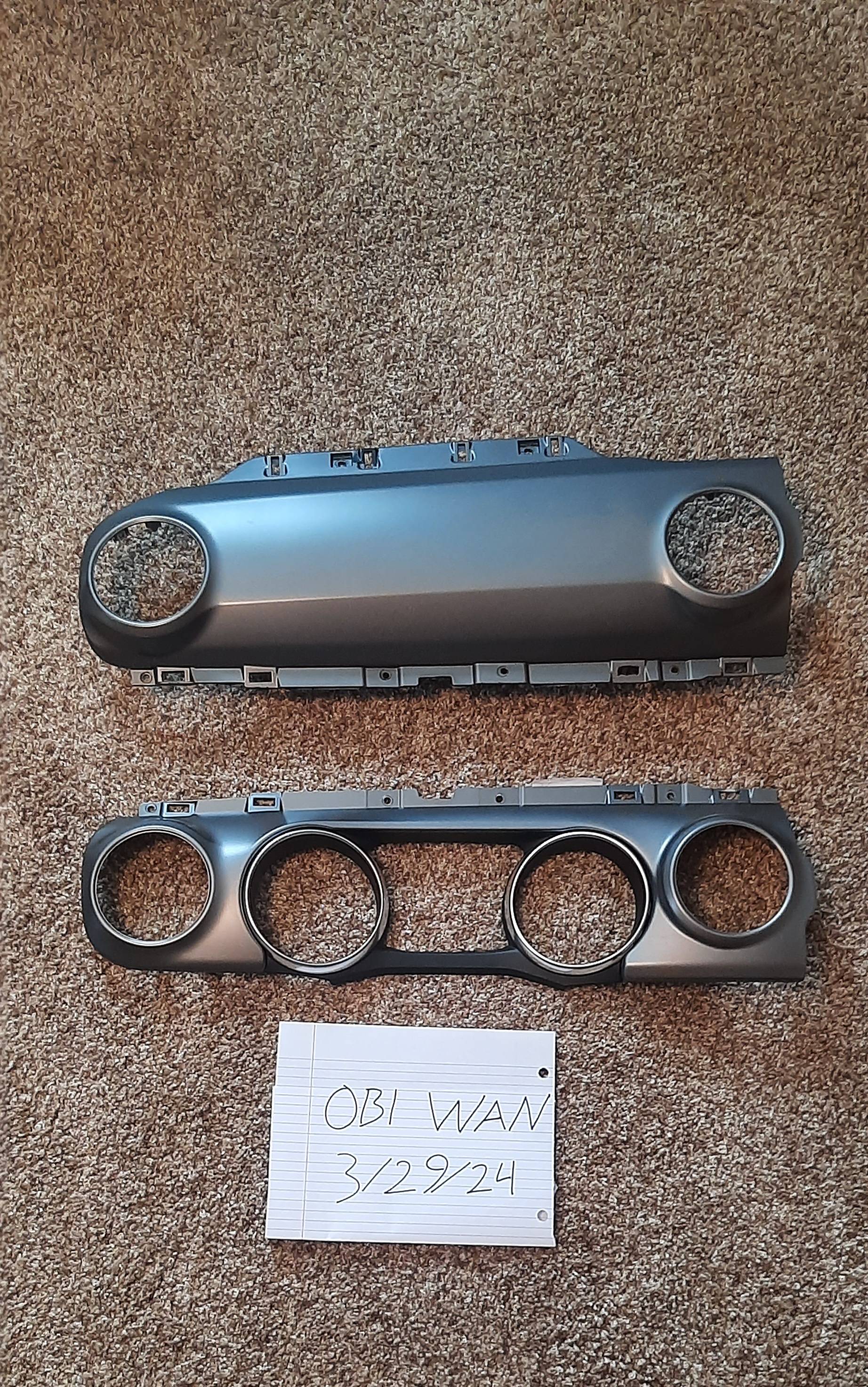 Jeep Wrangler JL 2023 Silver Dash Panels - $200 OBO 20240329_125102