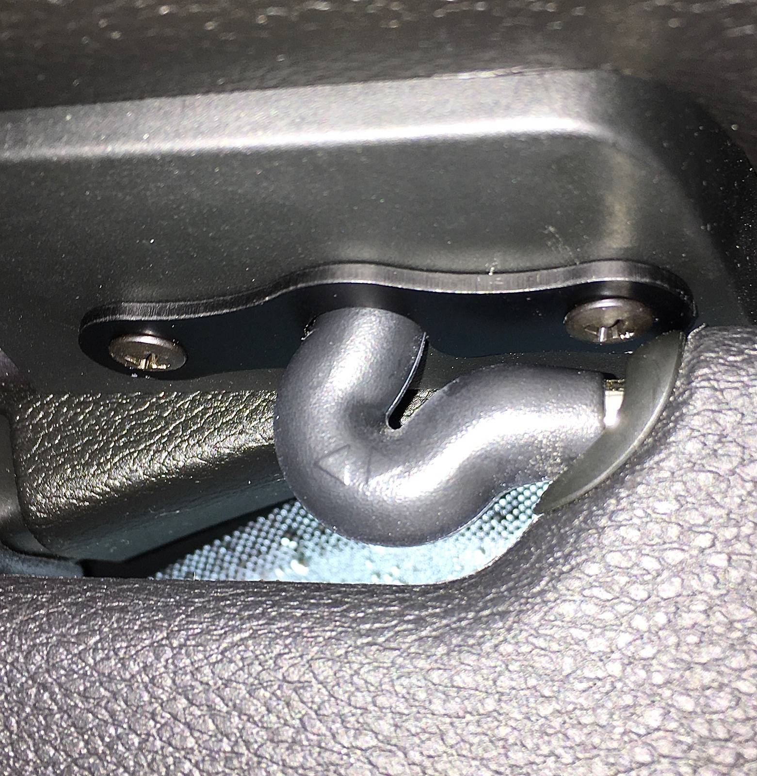 Jeep Wrangler JL Best fix for windshield visor bracket? IMG_0538