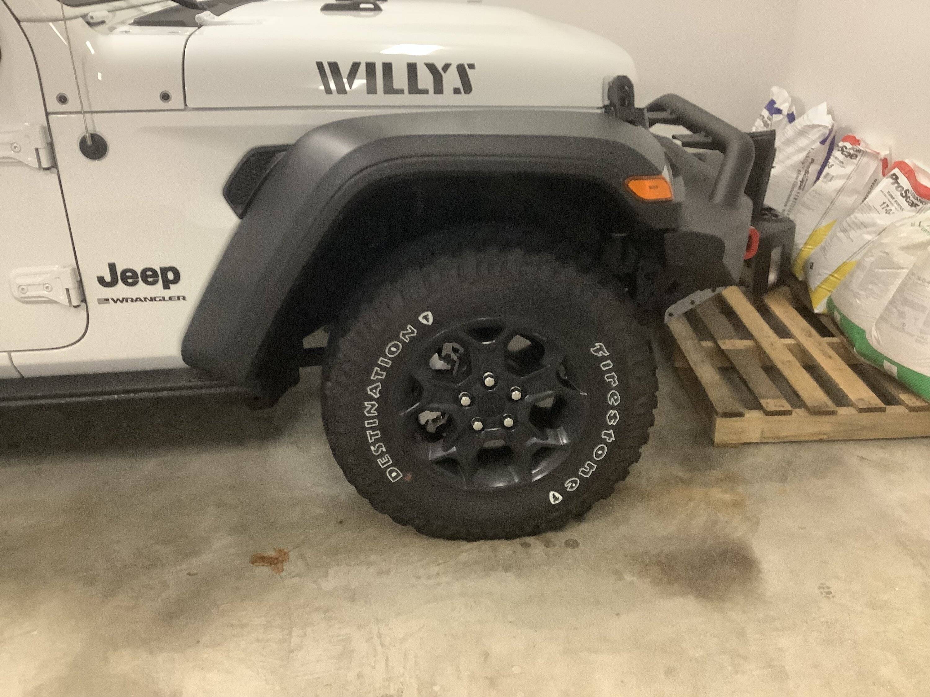Jeep Wrangler JL Fill the wheel well IMG_0567