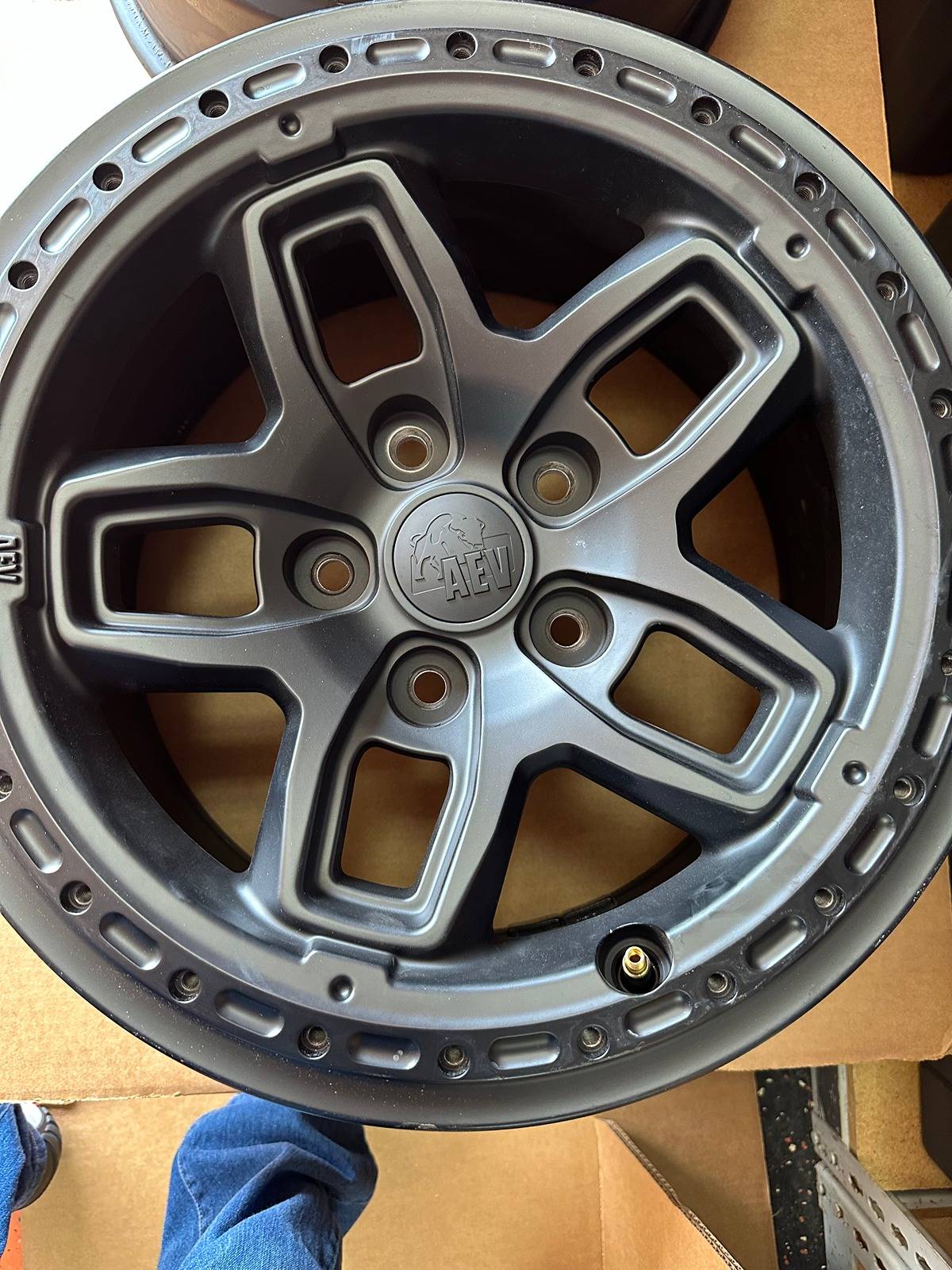 Jeep Wrangler JL (5) AEV BORAH WHEELS FOR JEEP IMG_1674