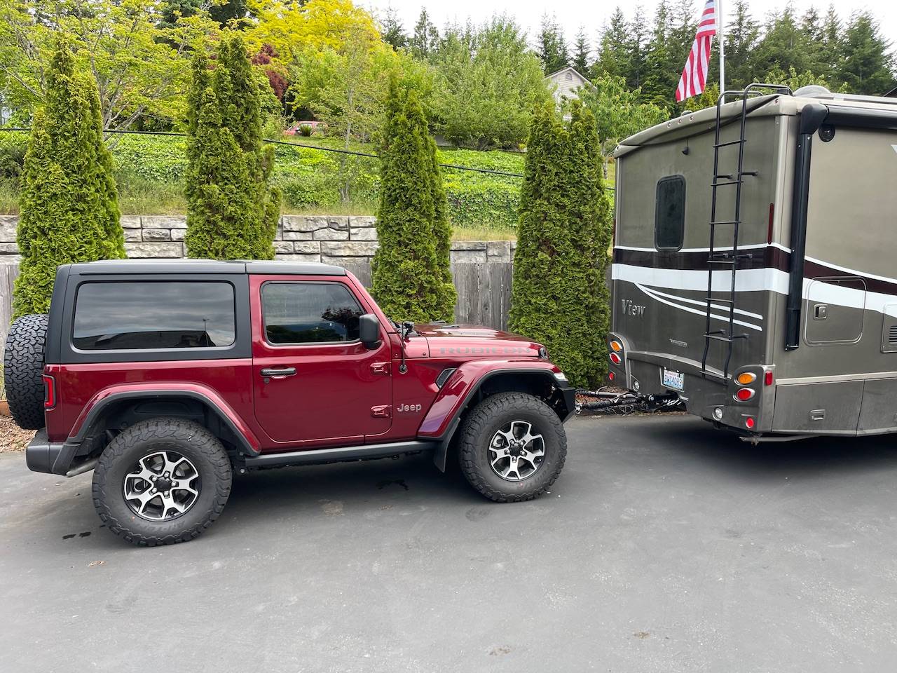 Jeep Wrangler JL Jeep wave to gladiator? IMG_2628