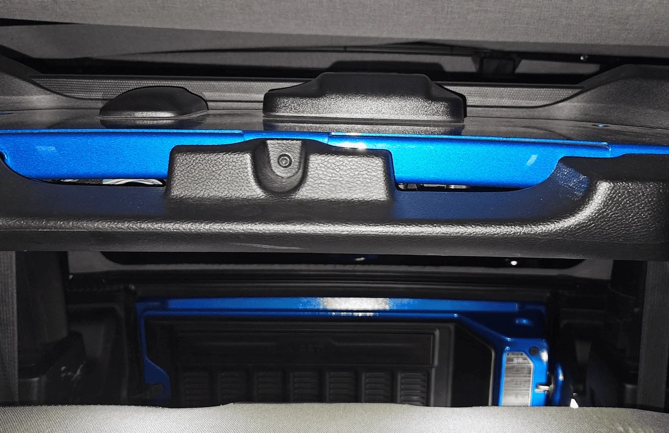 Jeep Wrangler JL Soft top gap - missing something? tem