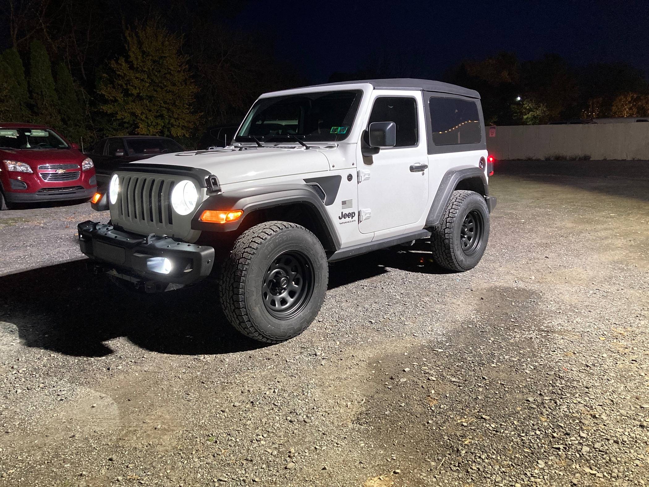Jeep Wrangler JL Let's see your steel wheels IMG_6327