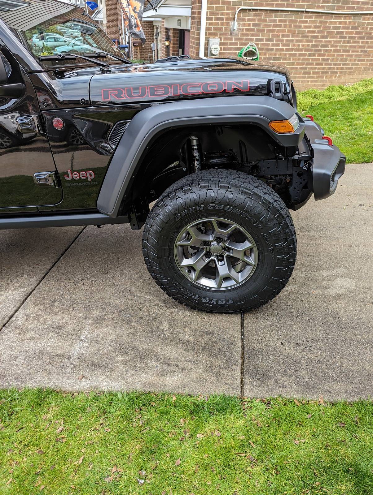 Jeep Wrangler JL 2024 Rubicon wheels PXL_20240331_162836318