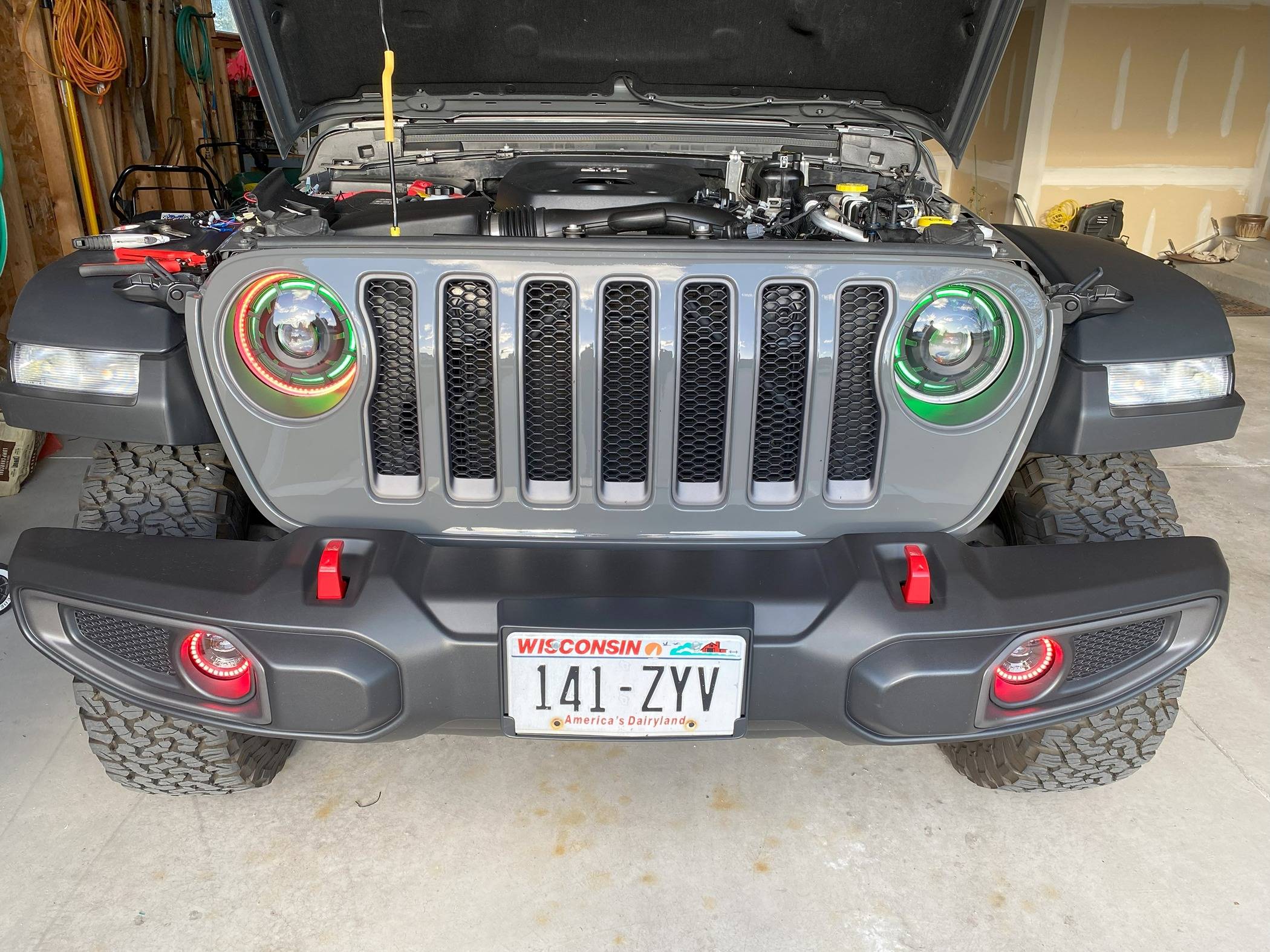 Jeep Wrangler JL Oracle Oculus ColorShift Head & Fog Light Install IMG_2966