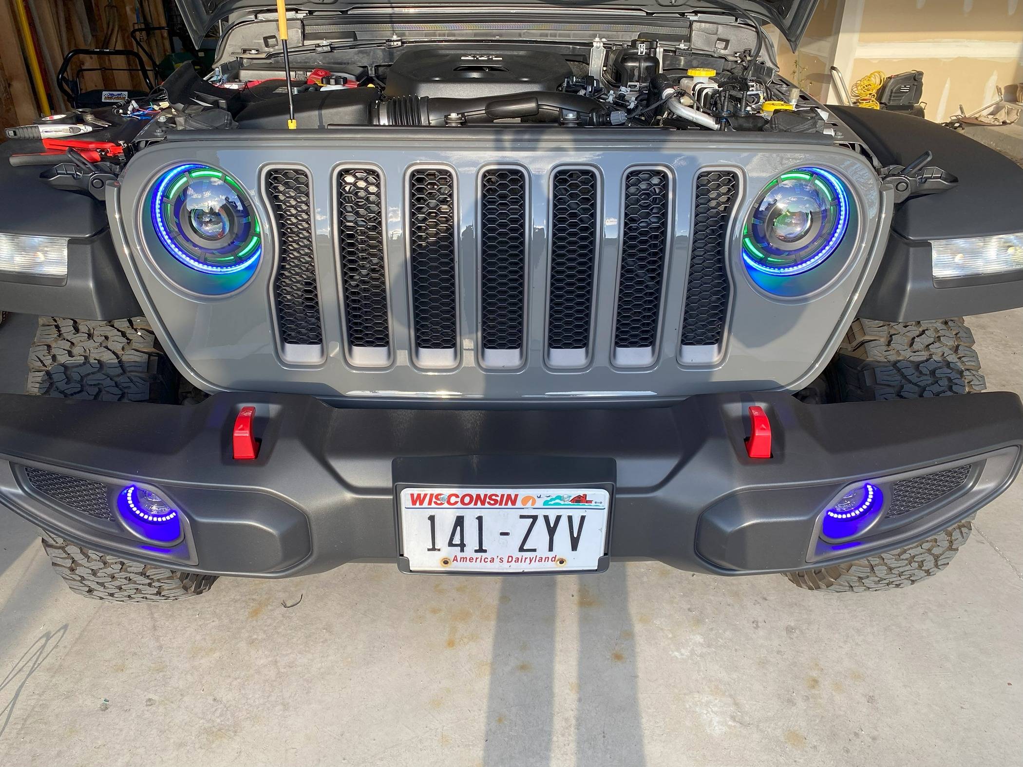 Jeep Wrangler JL Oracle Oculus ColorShift Head & Fog Light Install IMG_2967