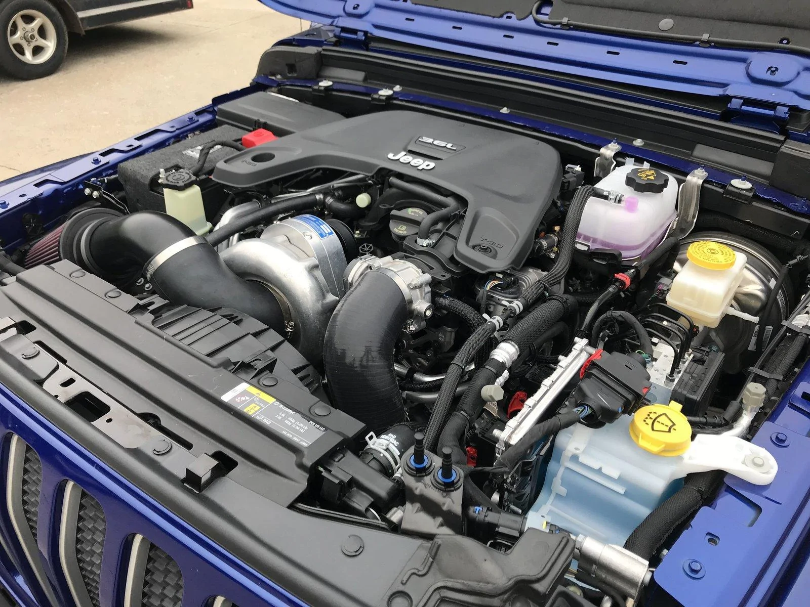 2018_Jeep_JL_Underhood.webp