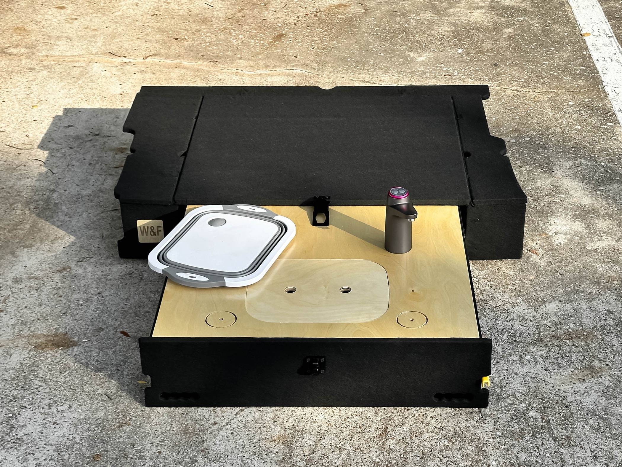 Jeep Wrangler JL Storage system exclusively crafted for Wrangler 4xe! 2023-12-09 14-59-05