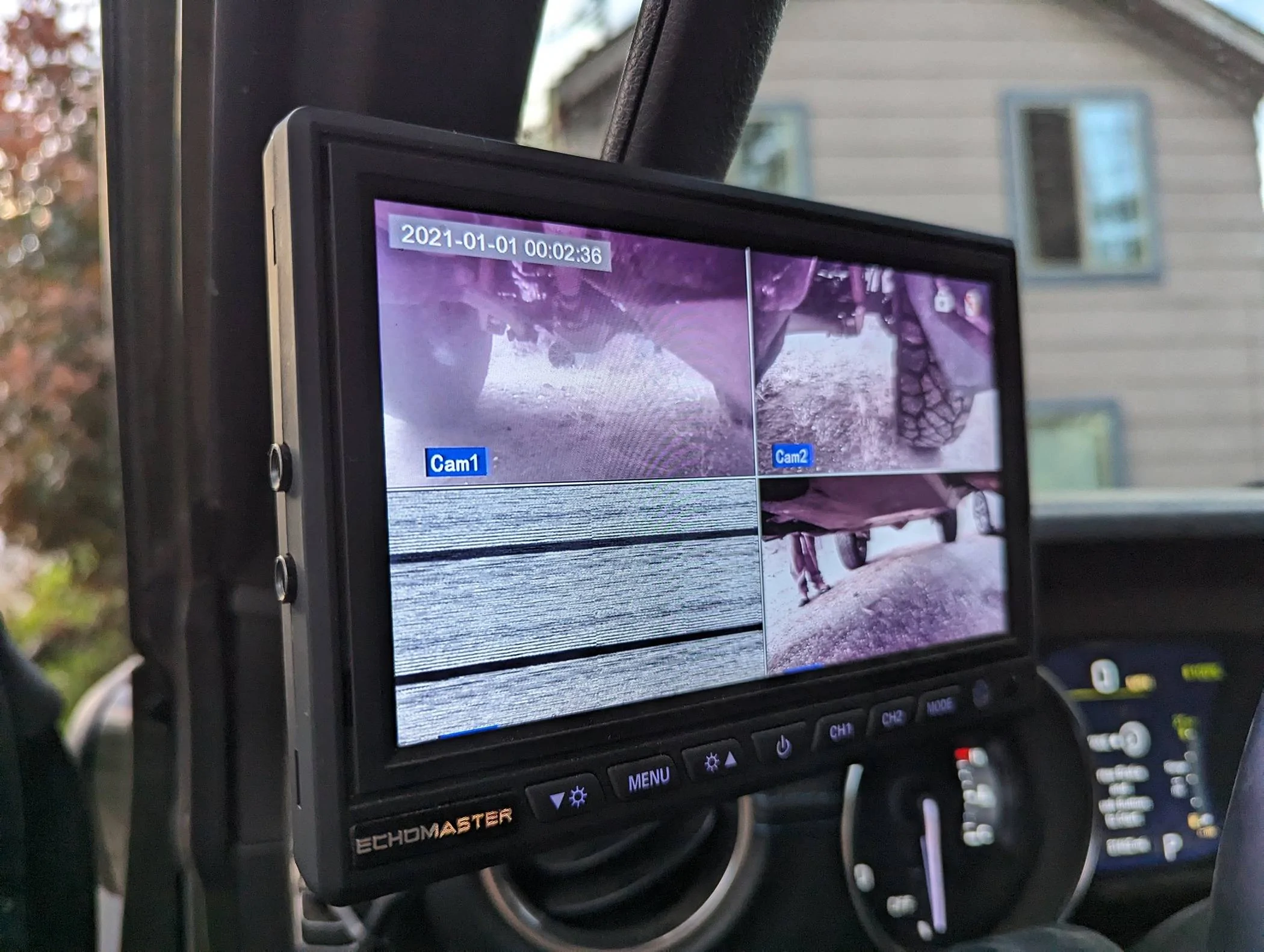 Jeep Wrangler JL How To: Install Stinger 4-camera DVR system & Echomaster 7" screen 1000006877