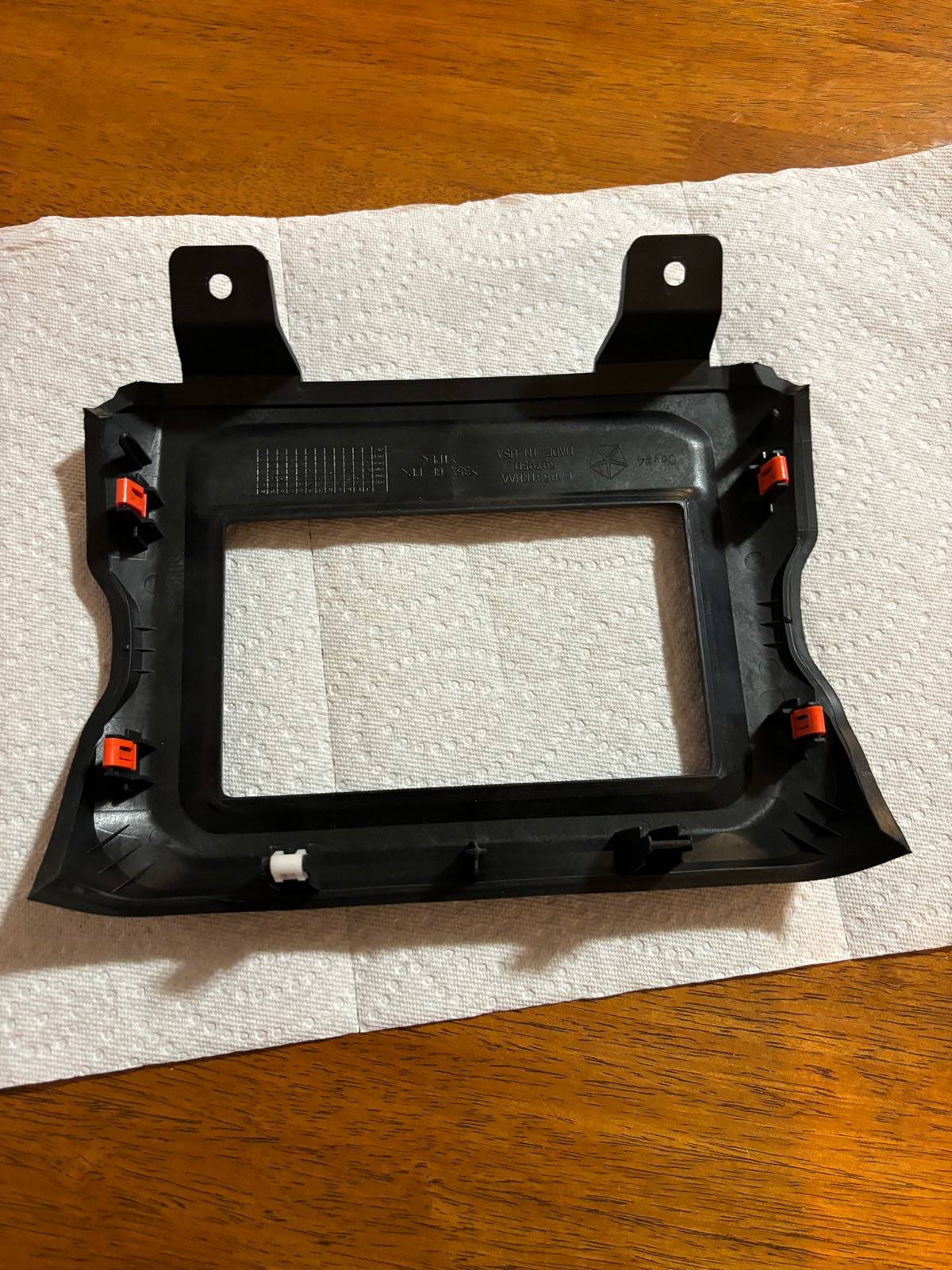 Jeep Wrangler JL 7 inch Uconnect with bezel IMG_0120