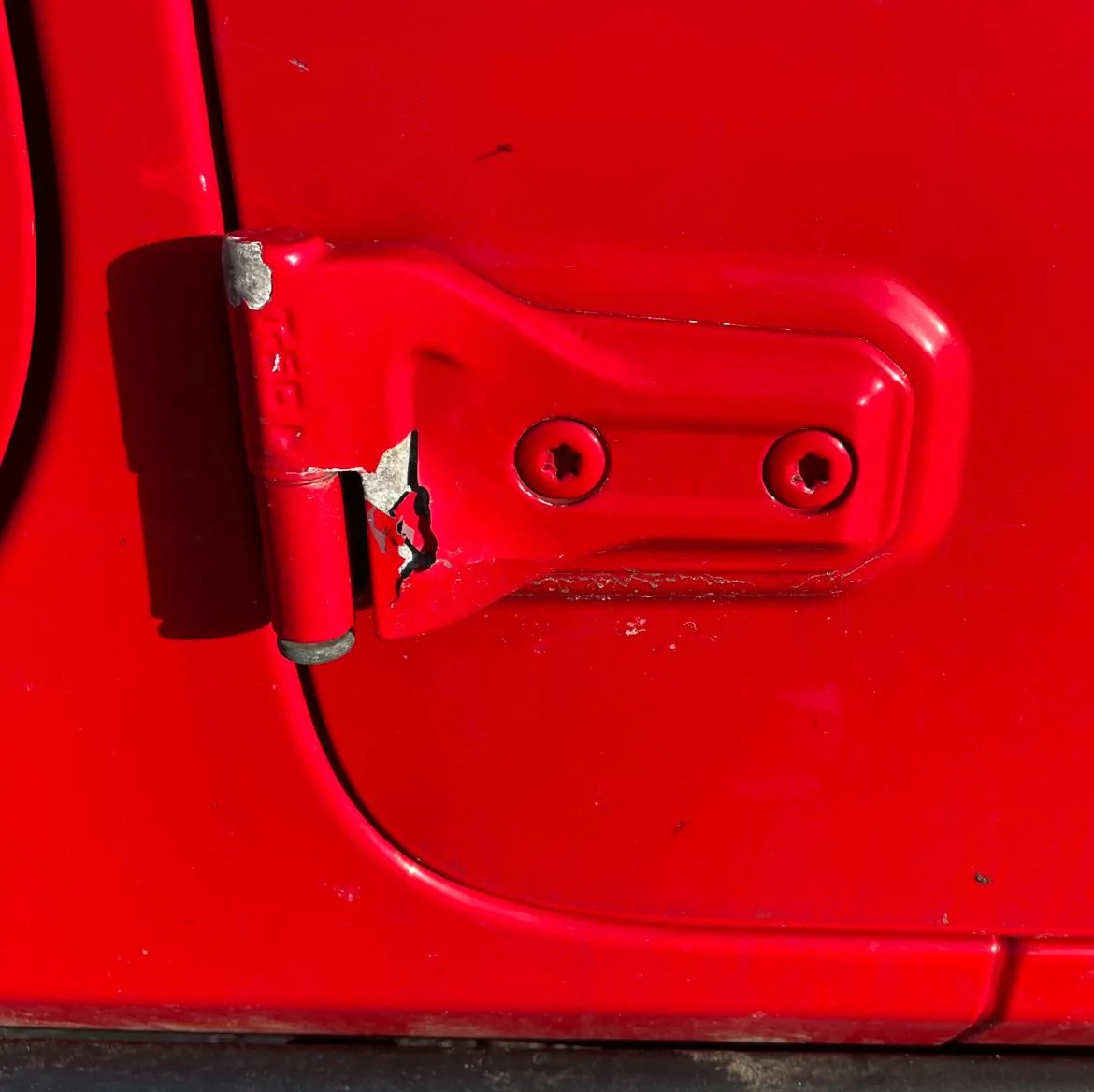 Jeep Wrangler JL Poll: Bubbles in Paint?? IMG_5295