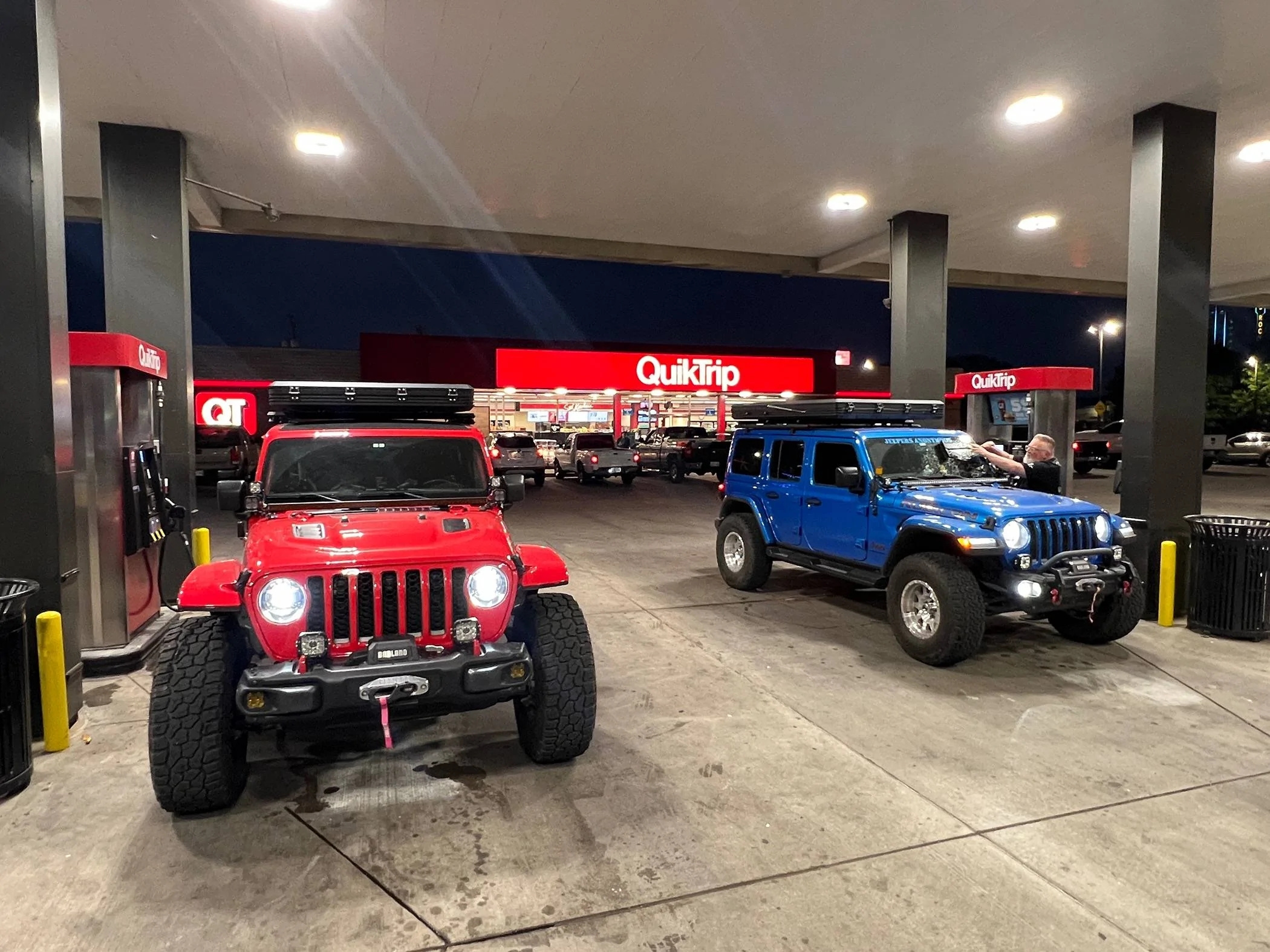 Jeep Wrangler JL Sky one touch with rack IMG_4191