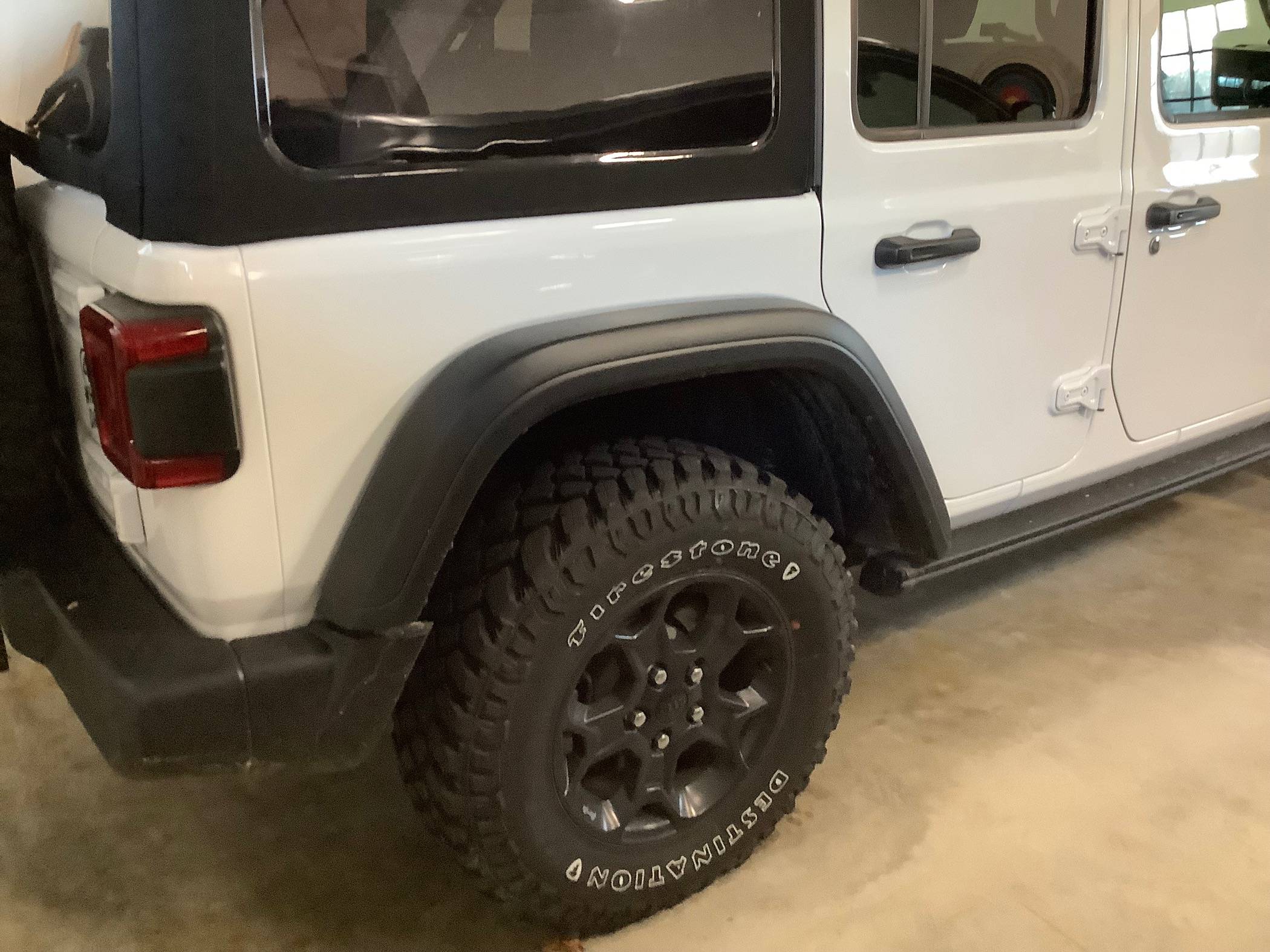 Jeep Wrangler JL Willy's JLU Bumper upgrade size issue IMG_0584