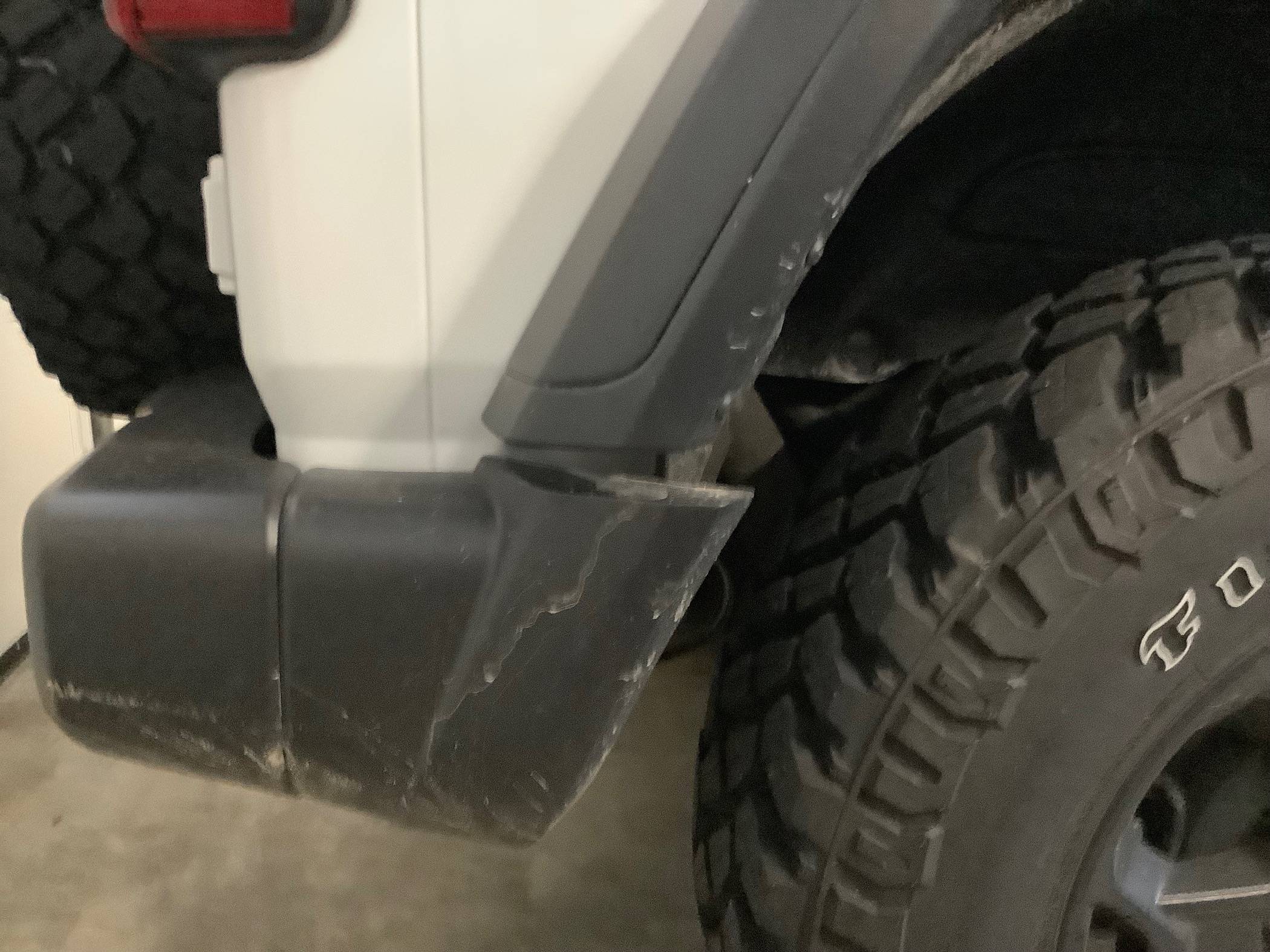 Jeep Wrangler JL Willy's JLU Bumper upgrade size issue IMG_0582