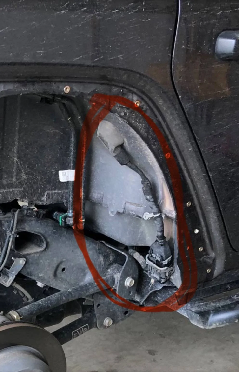 Jeep Wrangler JL Wire/Plug relocation IMG_6303
