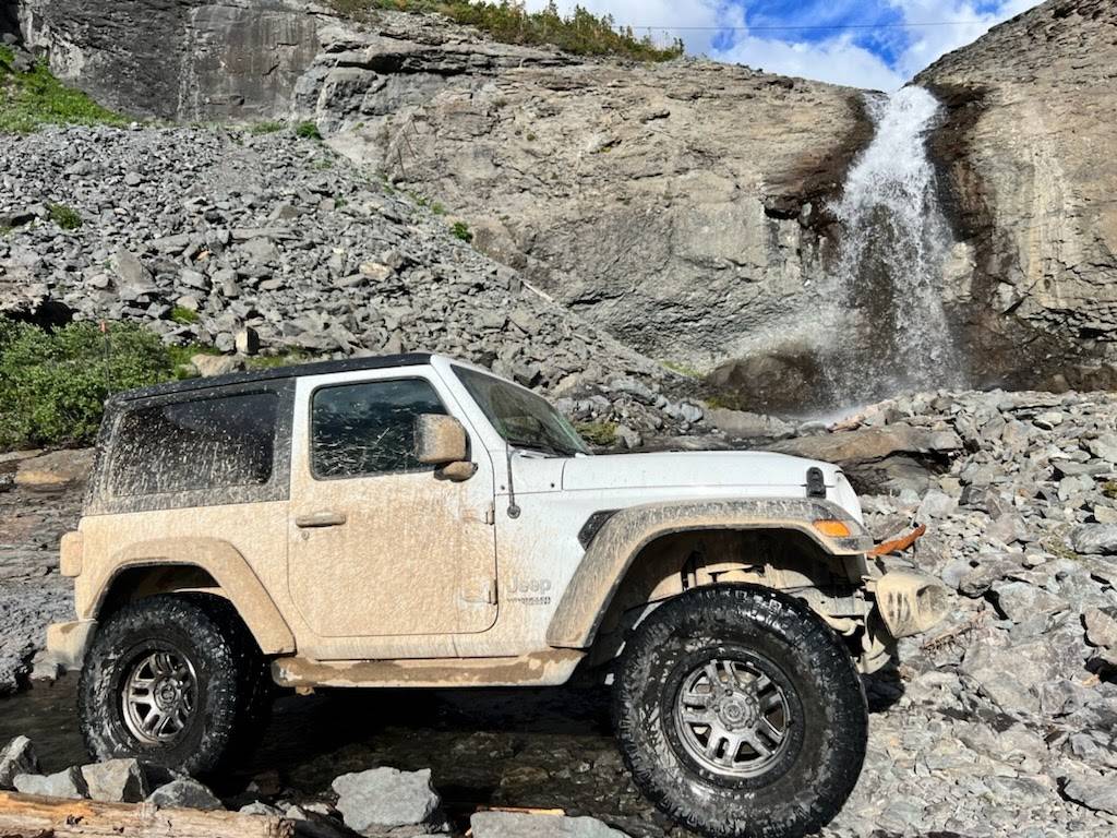 Jeep Wrangler JL Photo request: -12 offset 10752